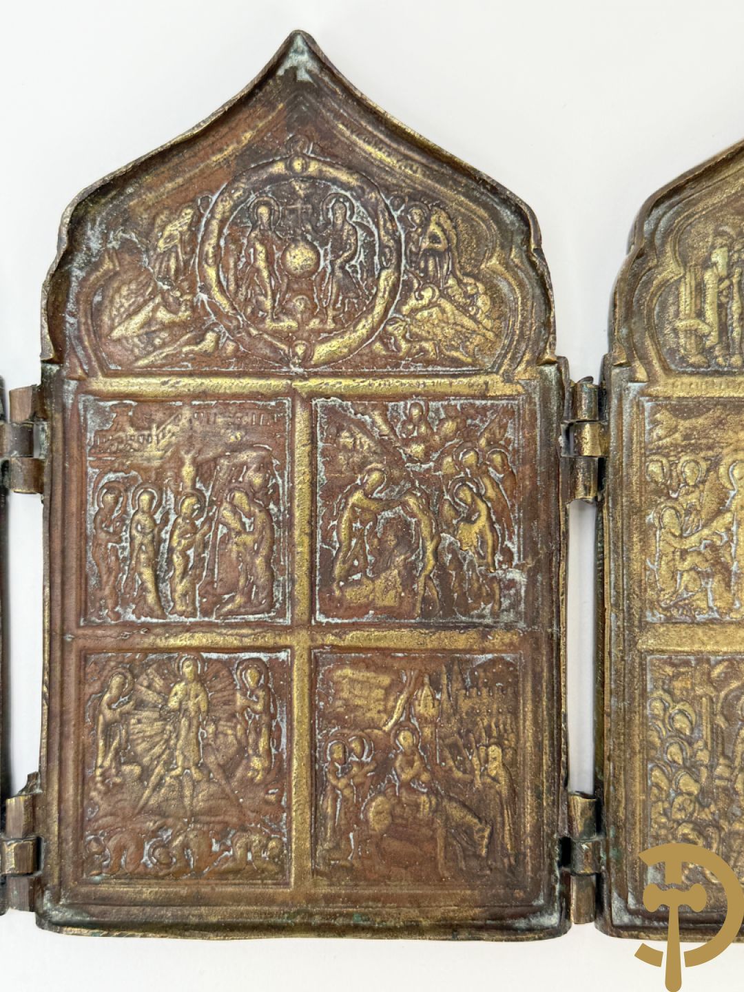 Vierdelige koperen Russische reisikoon + bronzen Neo Gotisch koffertje