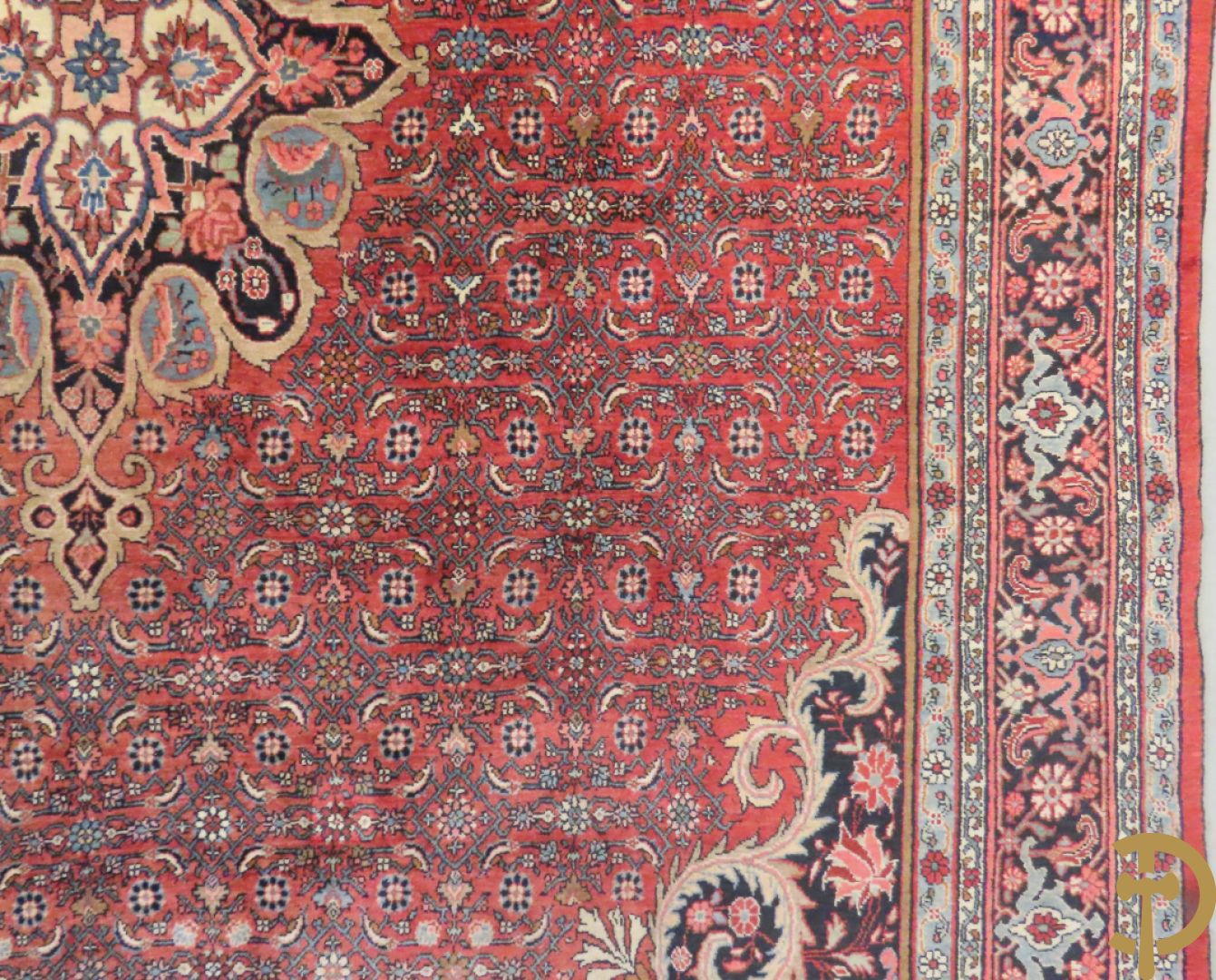 Oosters handgeknoopt tapijt