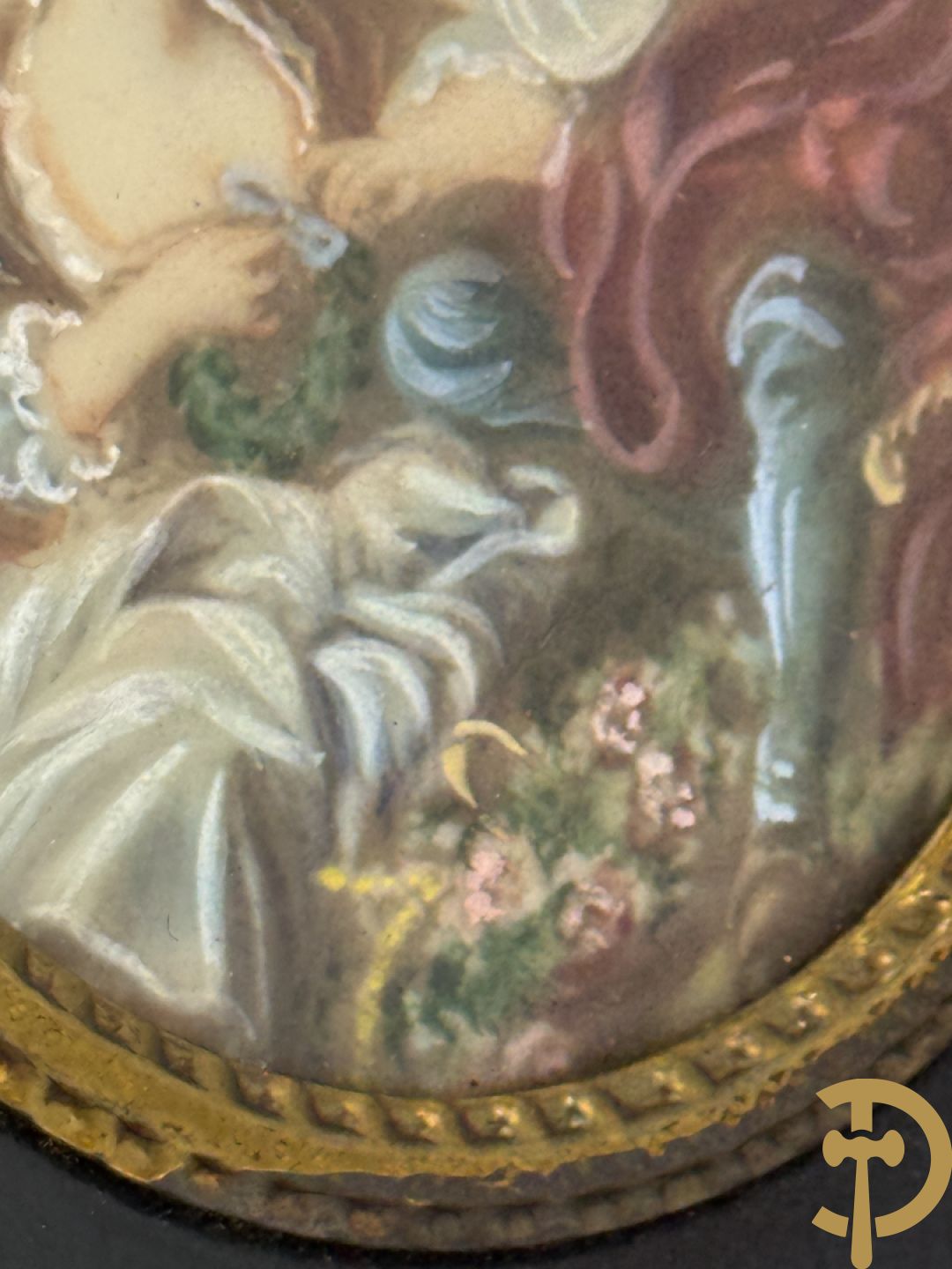 Vier handgekleurde miniaturen met romantische scènes en edeldames