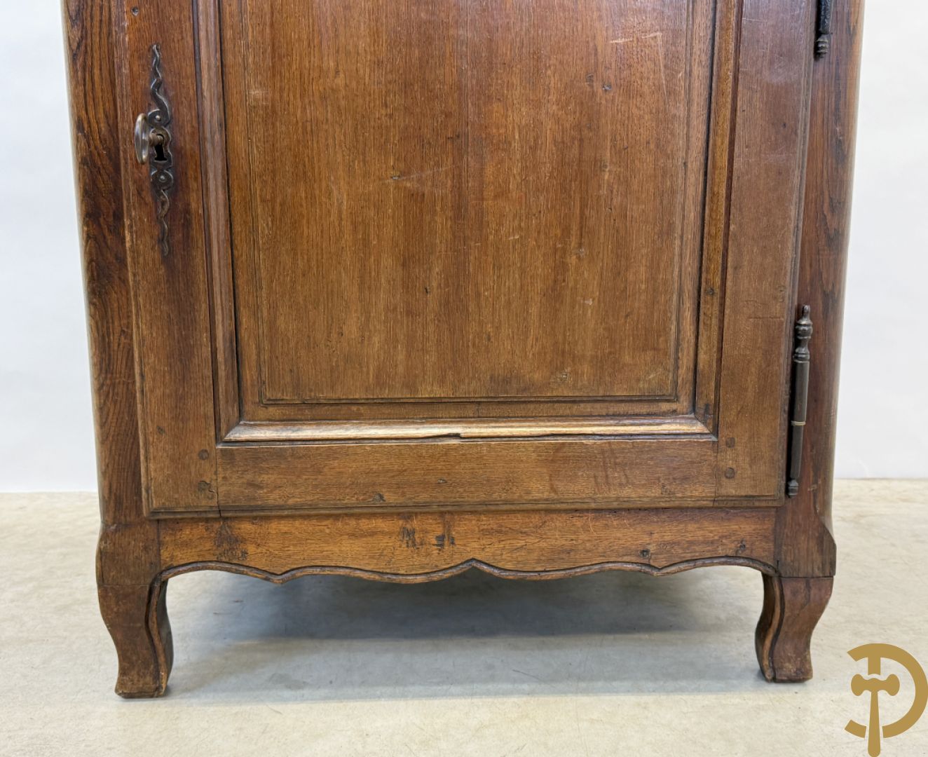 Massief eiken confiturier met deur en lade, 18e