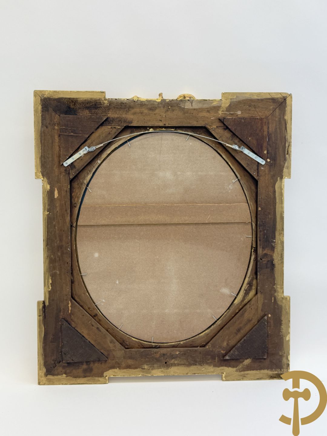 Ovale spiegel met cupido