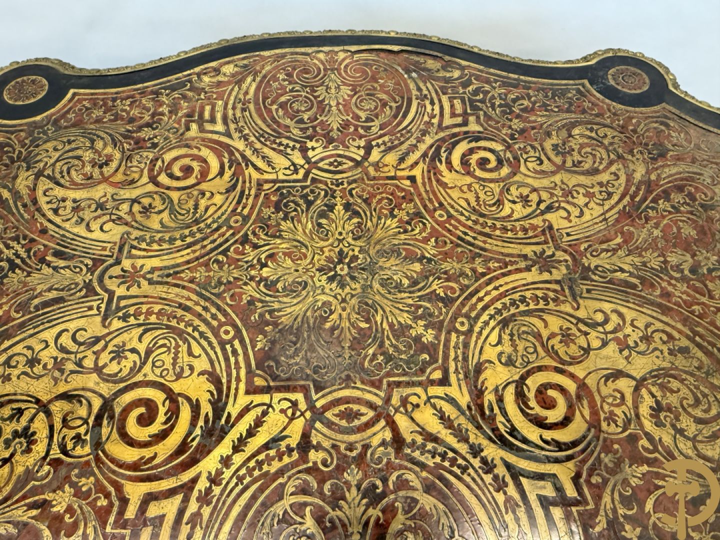 Boulle tafel met lade, Napoleon III, met mooi koperinleg en bronzen ornamenten, 19e