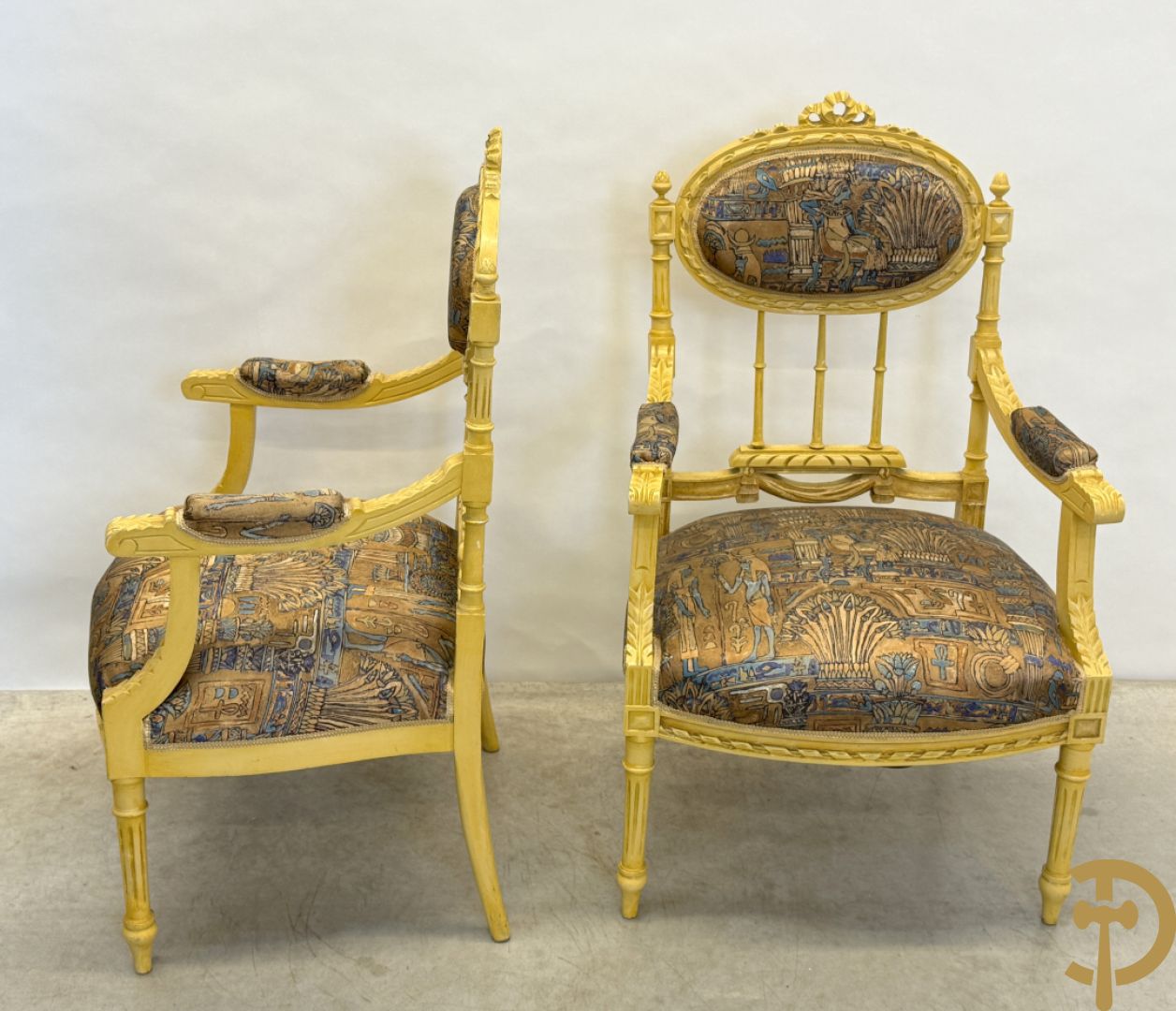 Vijfdelig gepolychromeerd Louis XVI salonensemble bestaande uit canapé, 2 fauteuils en 2 stoelen