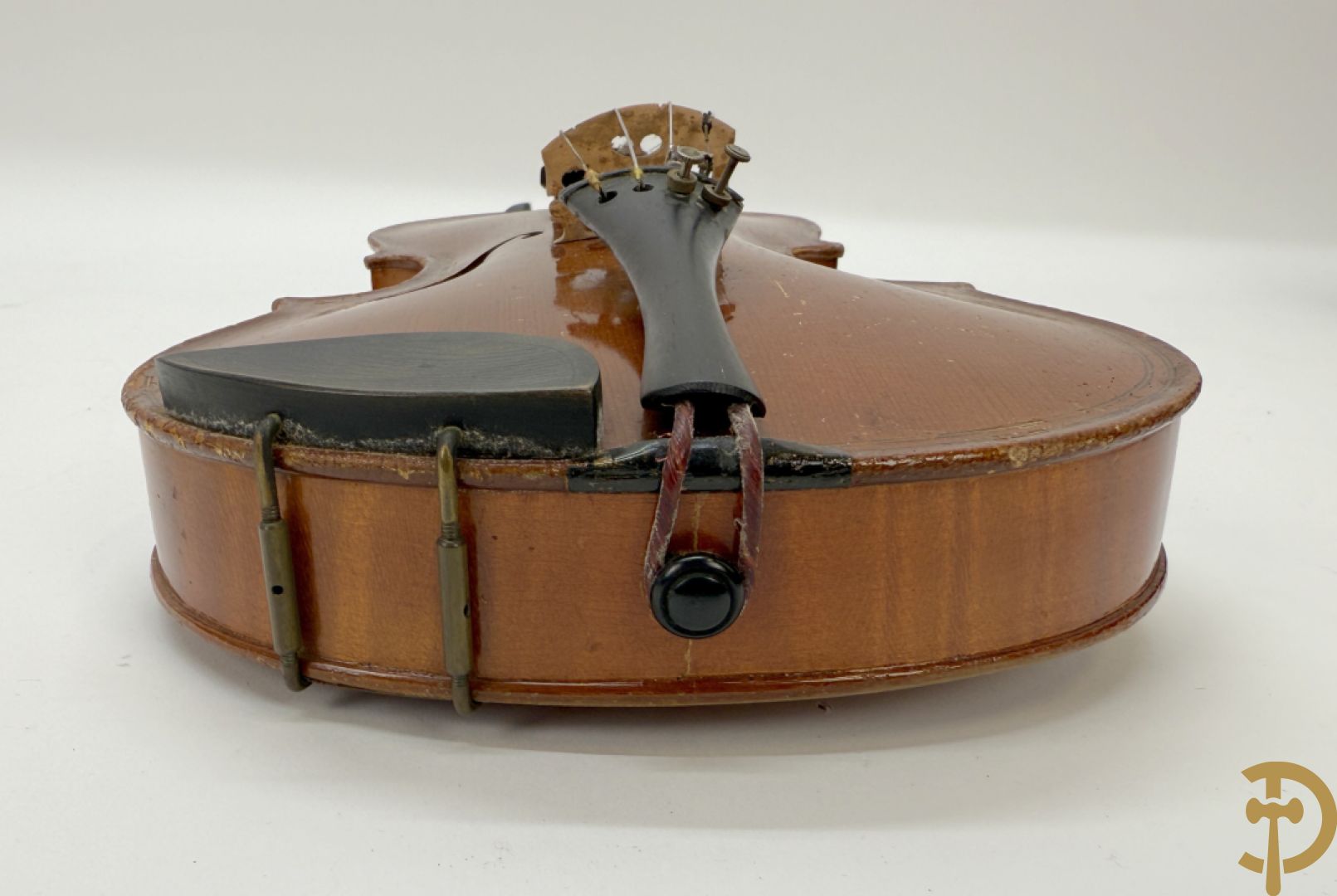 Oude viool, Caspar Da Salo N. Brescia getekend binnenin