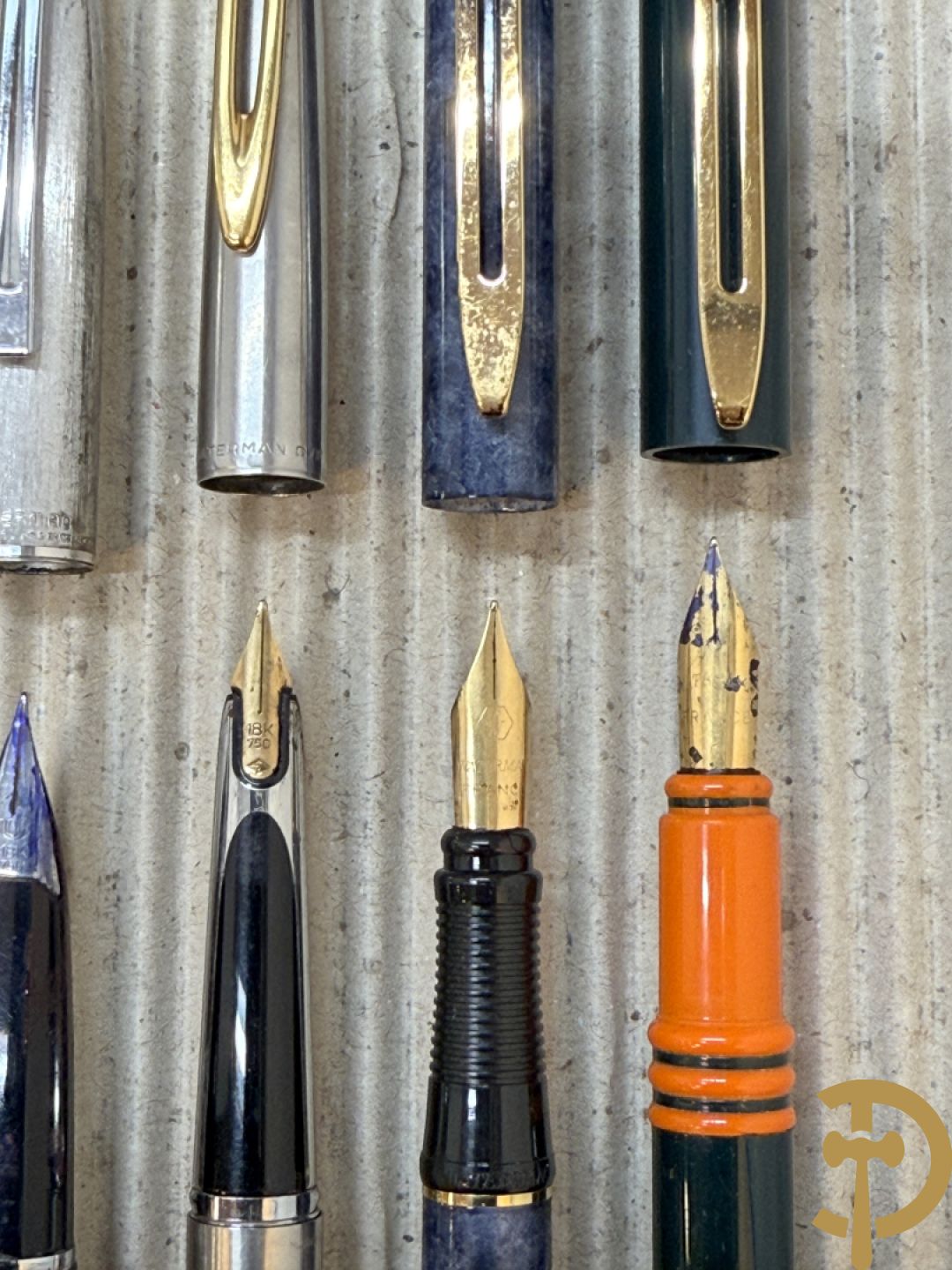 Zeven Waterman vulpennen + 2 Pelikan vulpennen