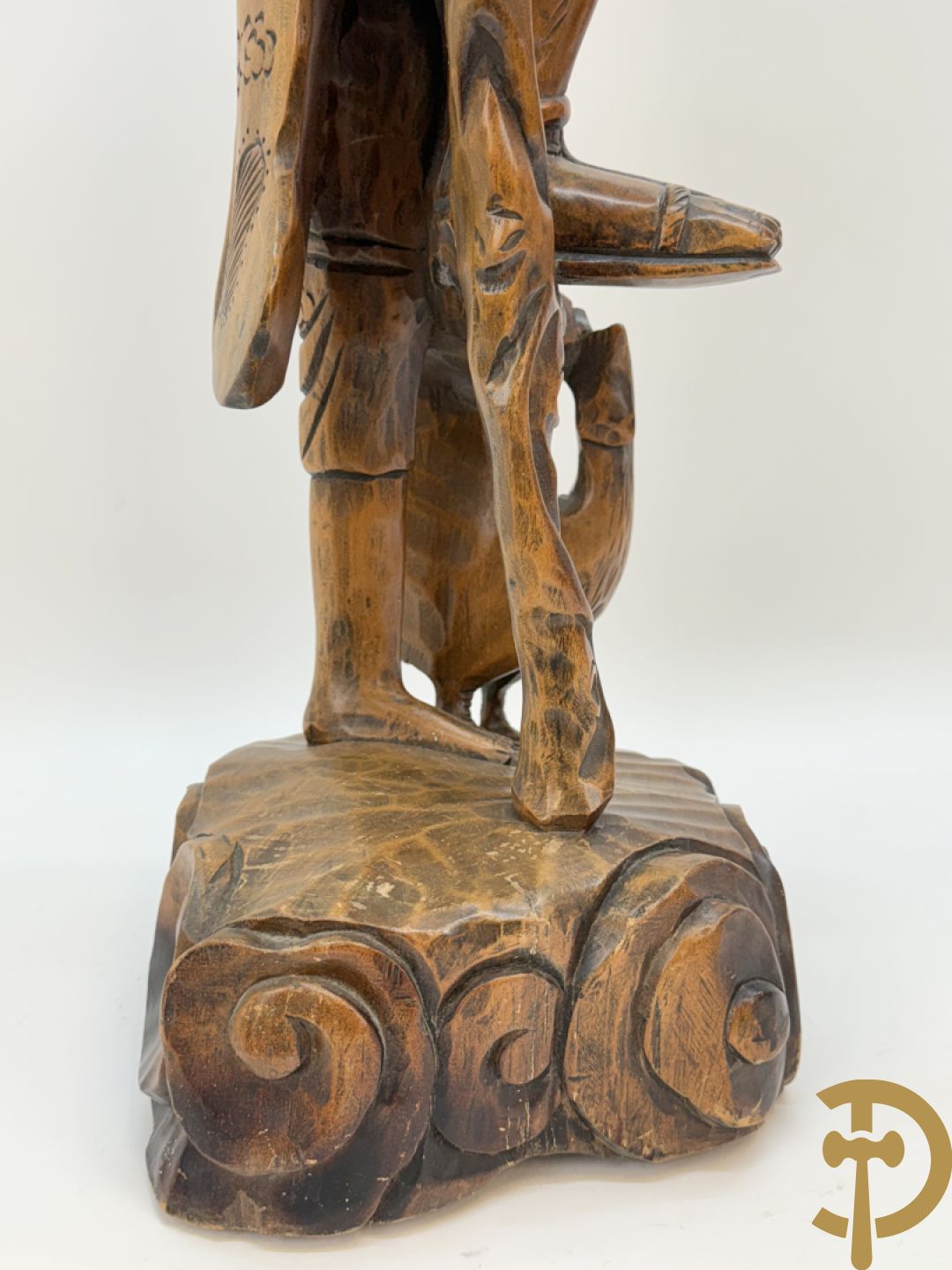 Aziatische houtsculptuur Guanying met 2 oosterse figuren + Oosterse man met baard