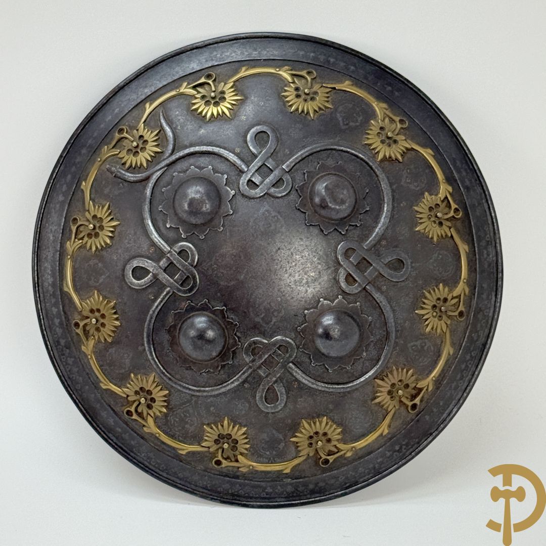 Bewerkt ijzeren Indo-Perzisch Dhal-Separ schild, 19e