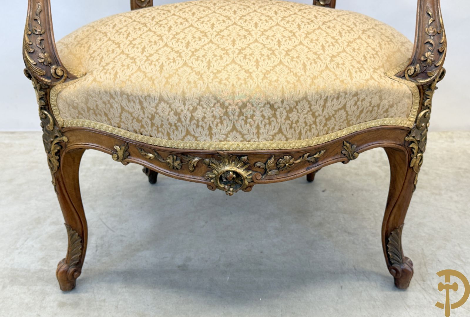 Notelaren Louis XV canapé en 2 armzetels met rocailles