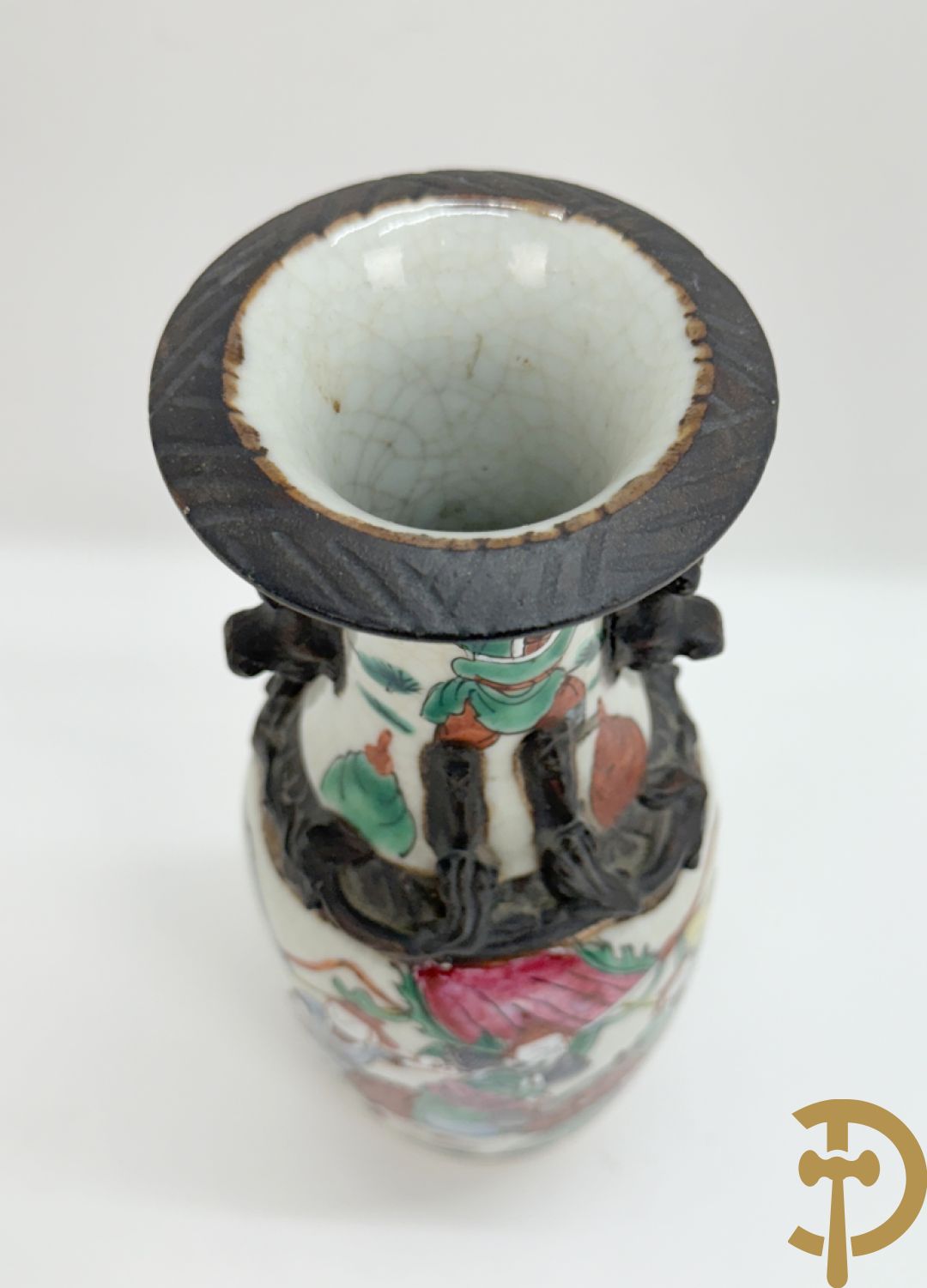 Twee fo-honden, Nankin vaas en Imari bord