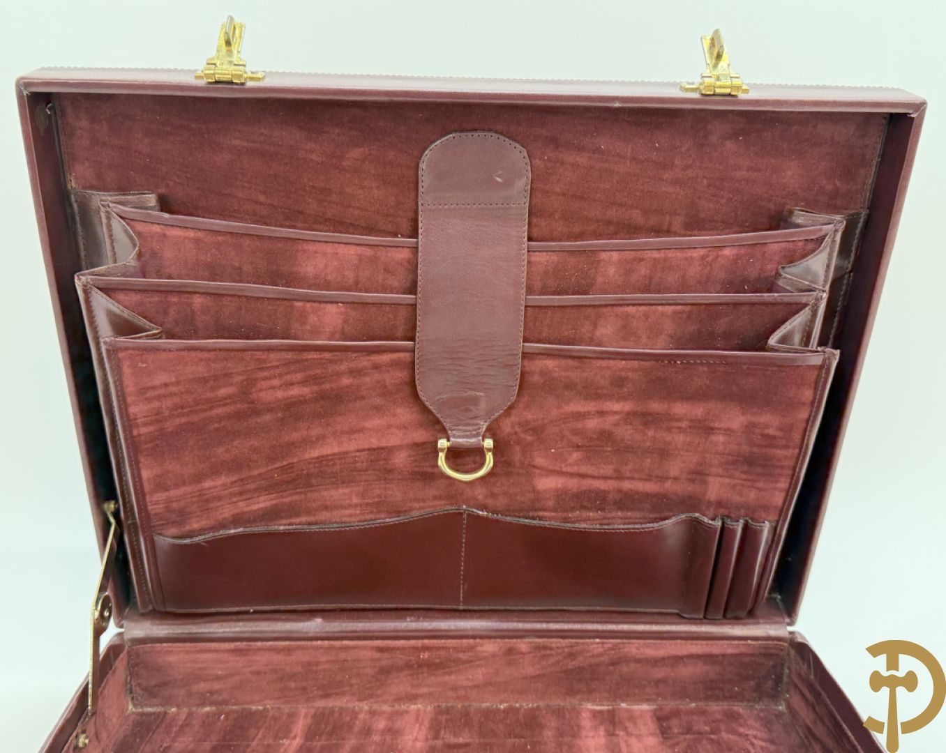 Bordeaux lederen aktentas Cartier + handtas Cartier