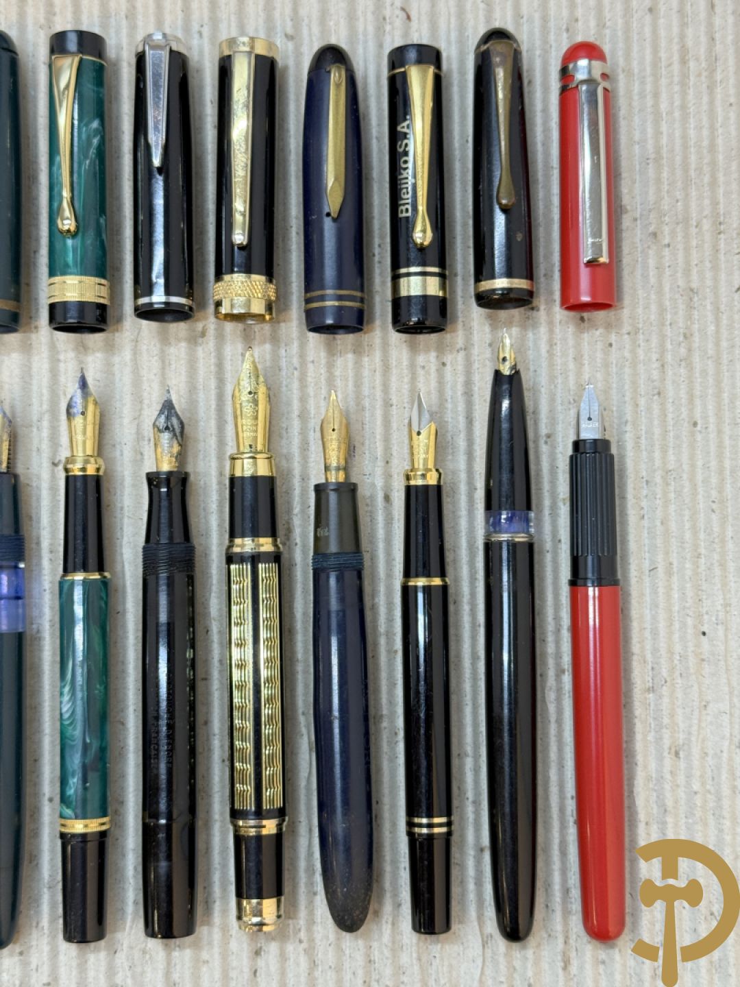Vijftien oude vulpennen w.o. 5 uit de jaren 