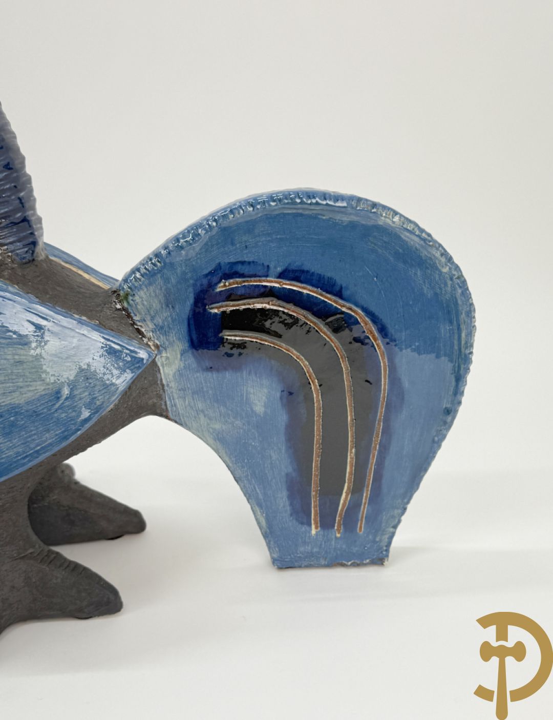 POUCHAIN Dominique getekend - Twee gekleurde keramieken hanen