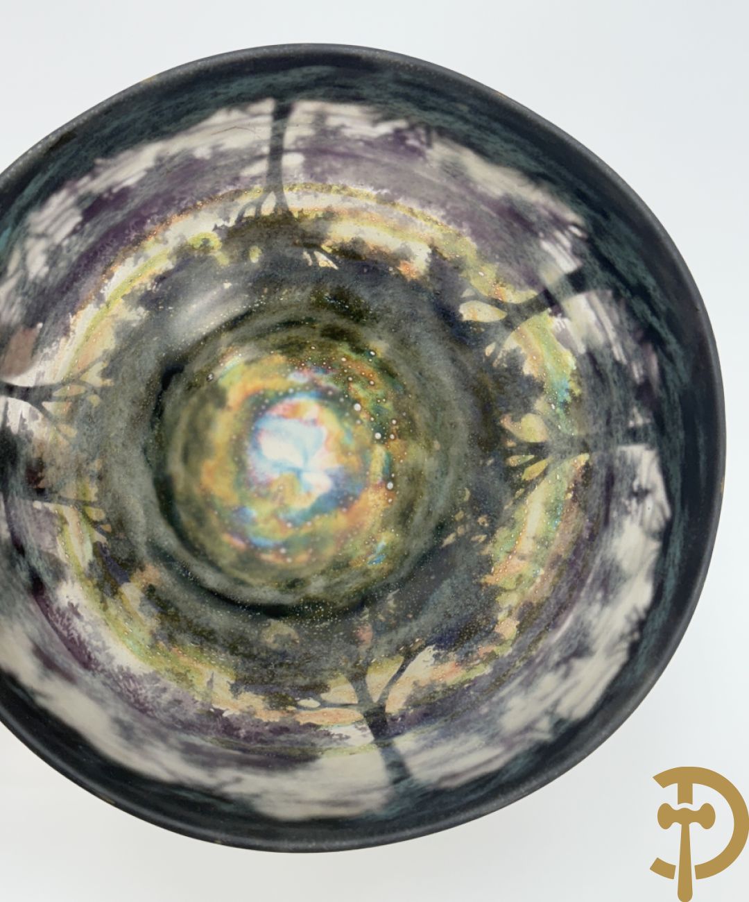 Pate de verre lampadaire Art Deco met geïriseerd lanschapsdecor, Müller Frères Luneville getekend