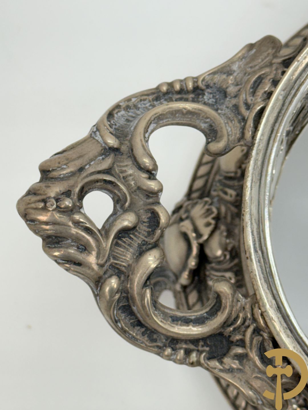 Massief zilveren ovale milieu de table met kristallen coupe