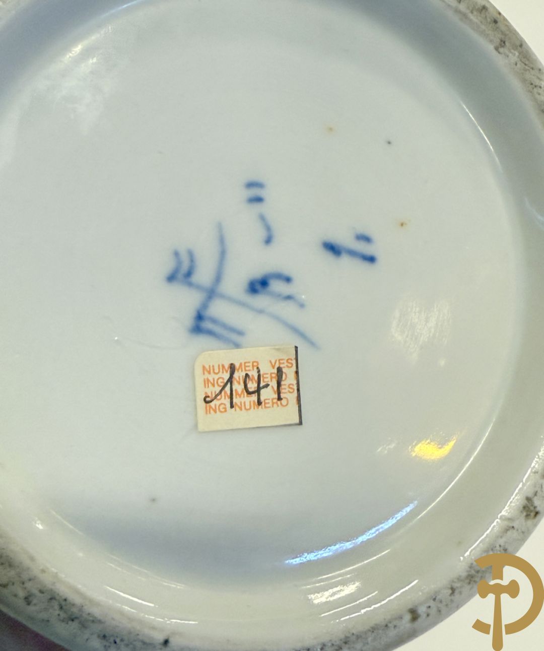 Porseleinen eet- en koffieservies, Winterling Kirchenlamitz Bavaria, met kobaltblauw decor + Porseleinen eet- en koffieservies met blauw bomendecor, Bavaria