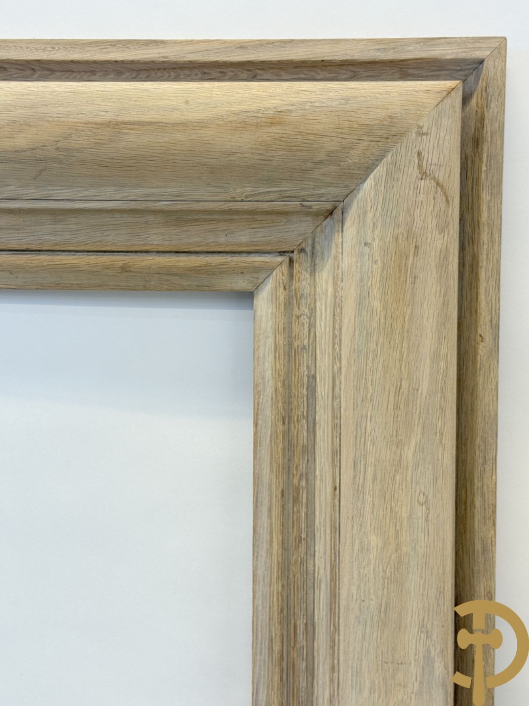 Eiken schouwmantel met gestoken molures