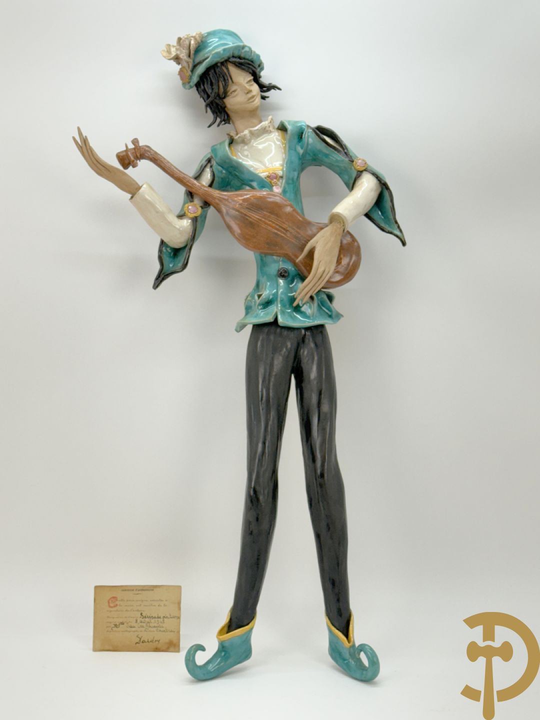 Keramieken troubadour, Italiaans en handgekleurd, Dandoy Gigi getekend, eind jaren 