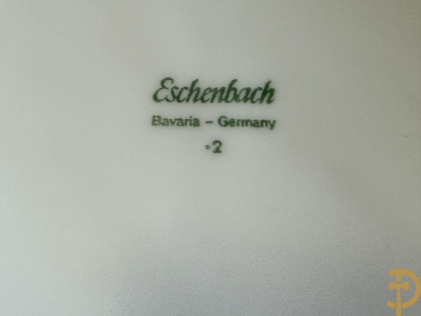 Wit porseleinen servies met vergulde rand, Eschenbach Germany + porseleinen servies met blauwe rand, Winterling Kirchenlamitz Bavaria