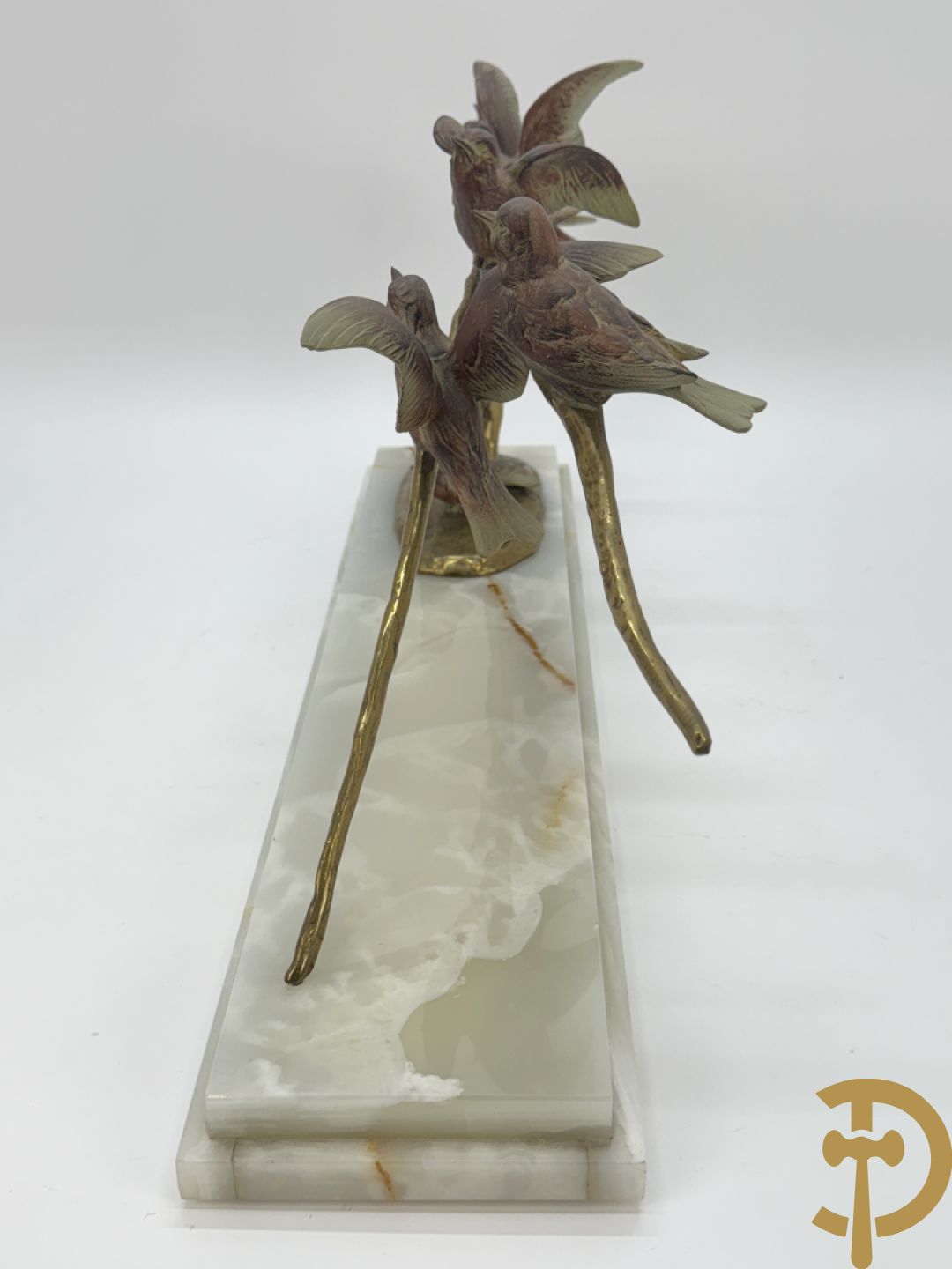 Ongetekend - Vergulde bronzen tak met zes vogels, op onix marmeren sokkel