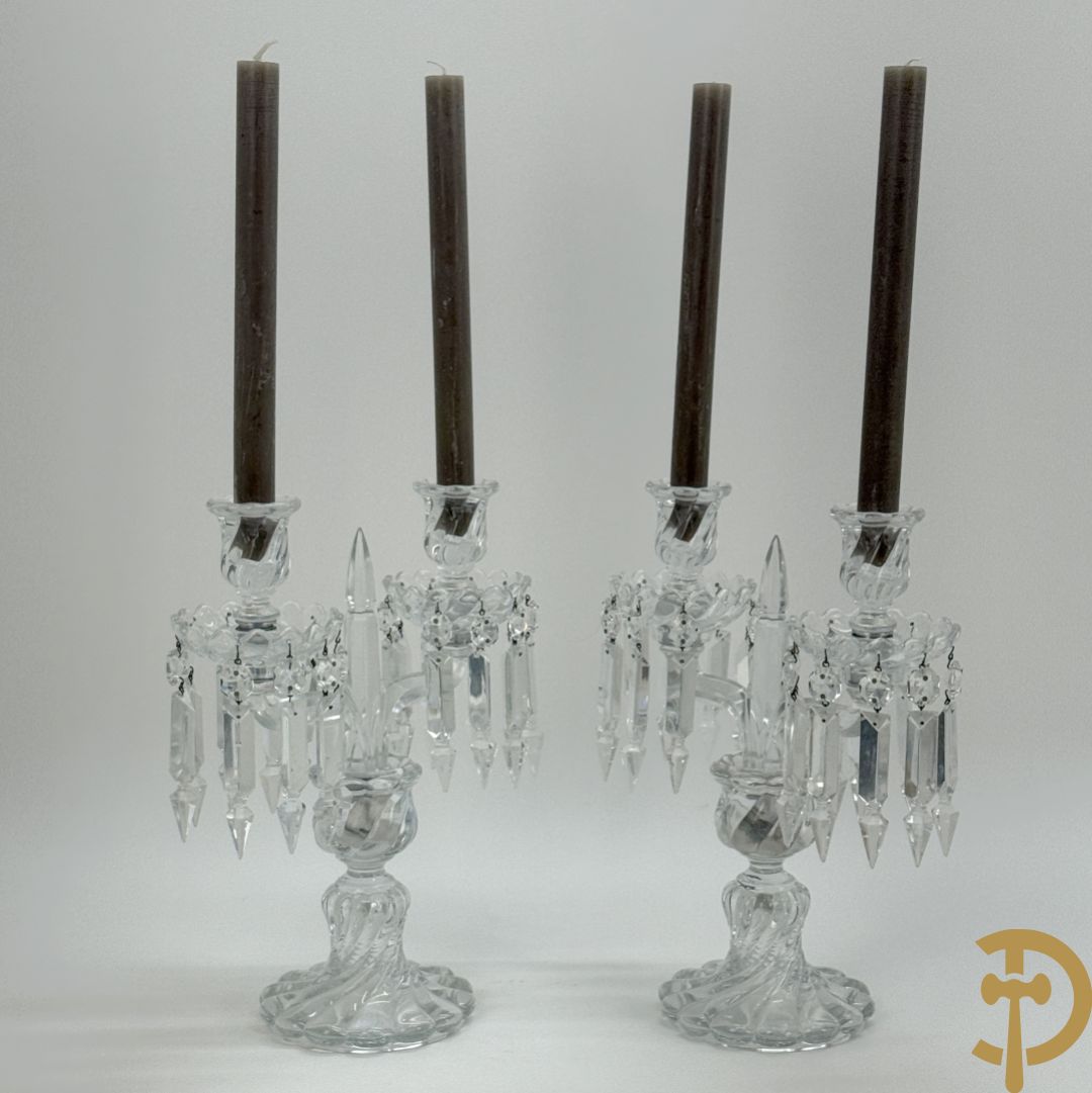 Paar kandelaars in helder kristal, Baccarat