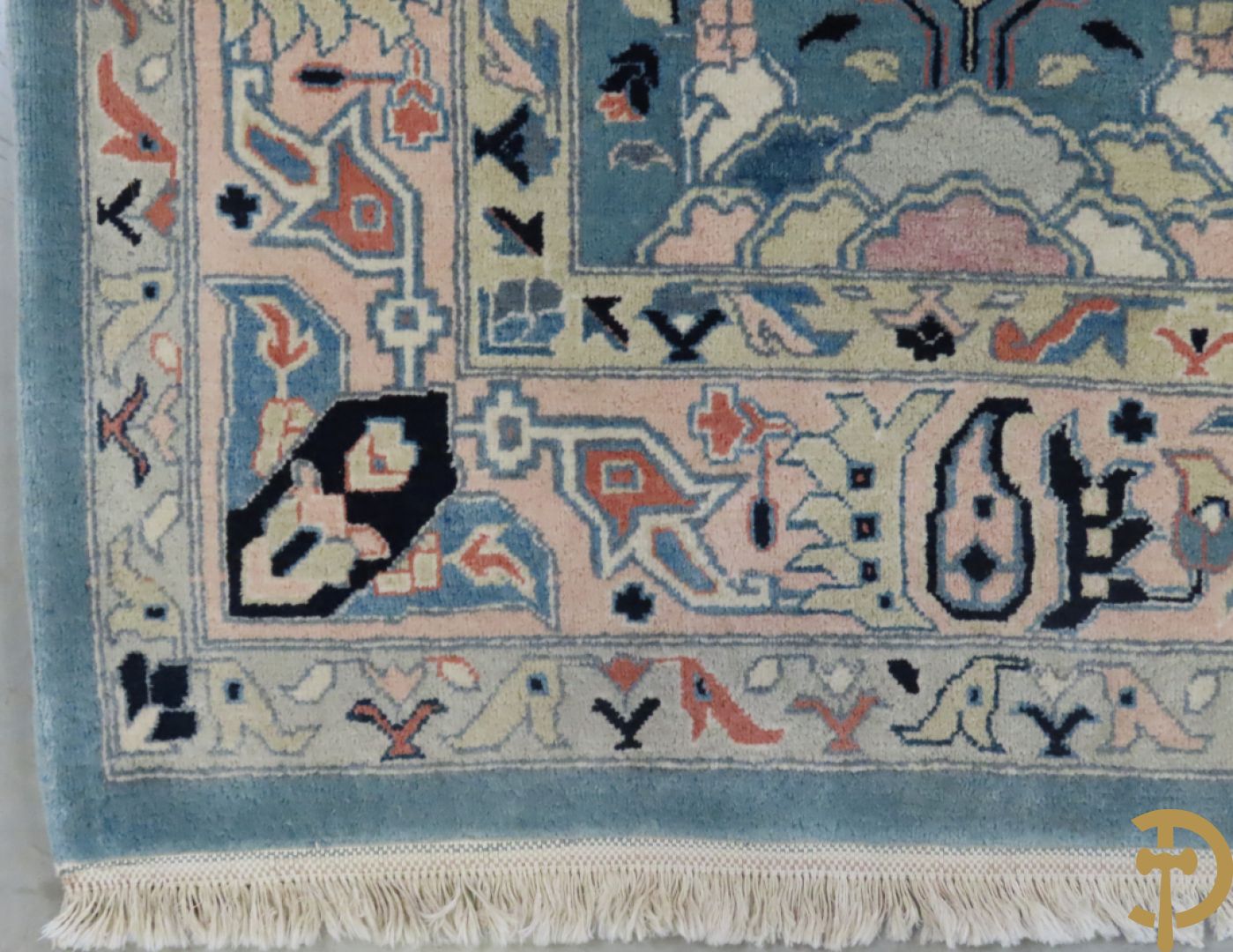 Oosters handgeknoopt tapijt Keshan met bloemen- en vogelmotieven