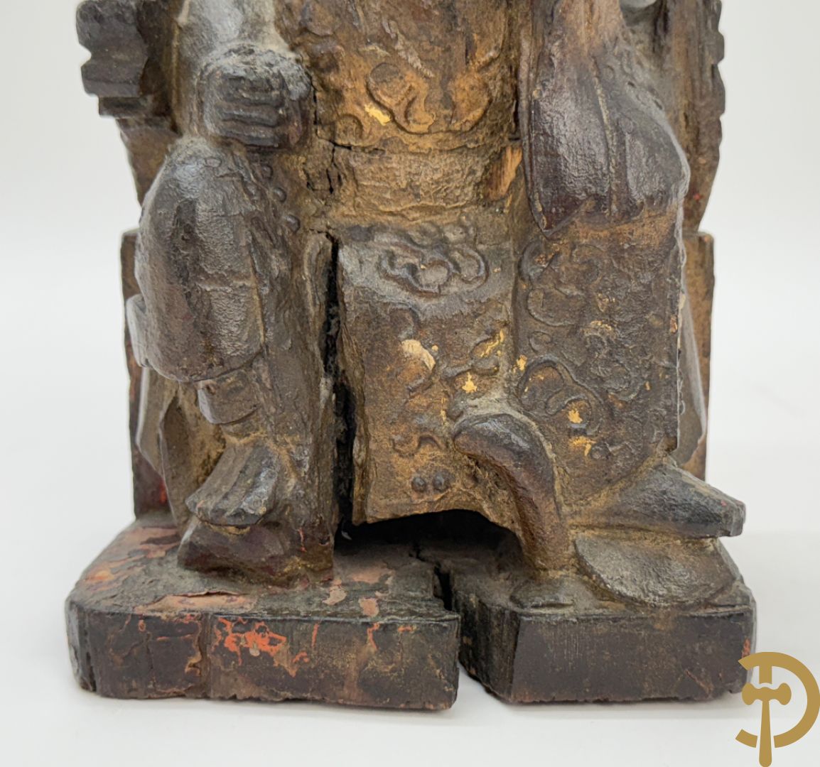 Houtsculptuur van zittende Chinese wijze, 18e