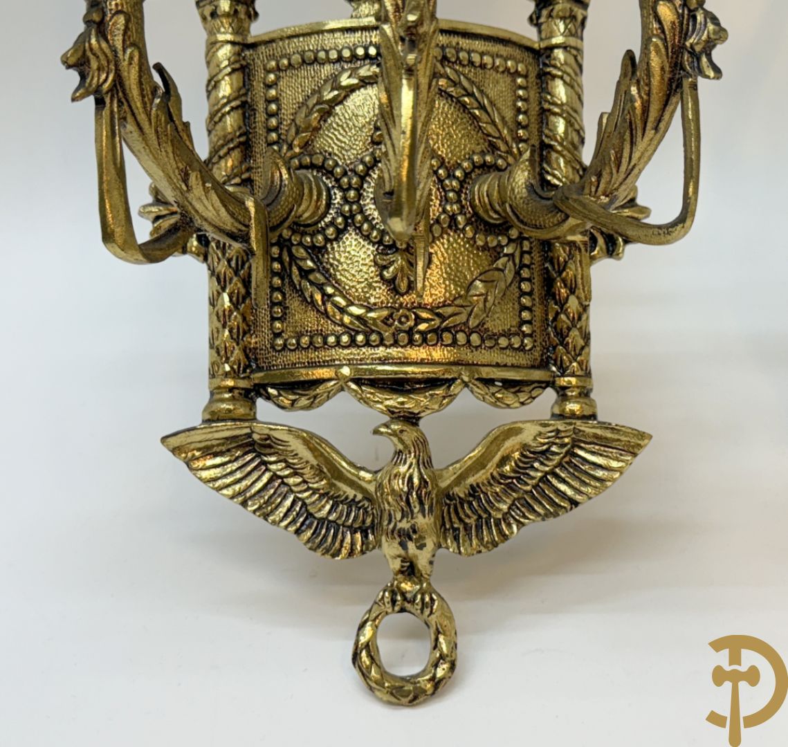 Bronzen vergulde luchter met gevleugelde fee en 12 armen + paar 3 armige applieken