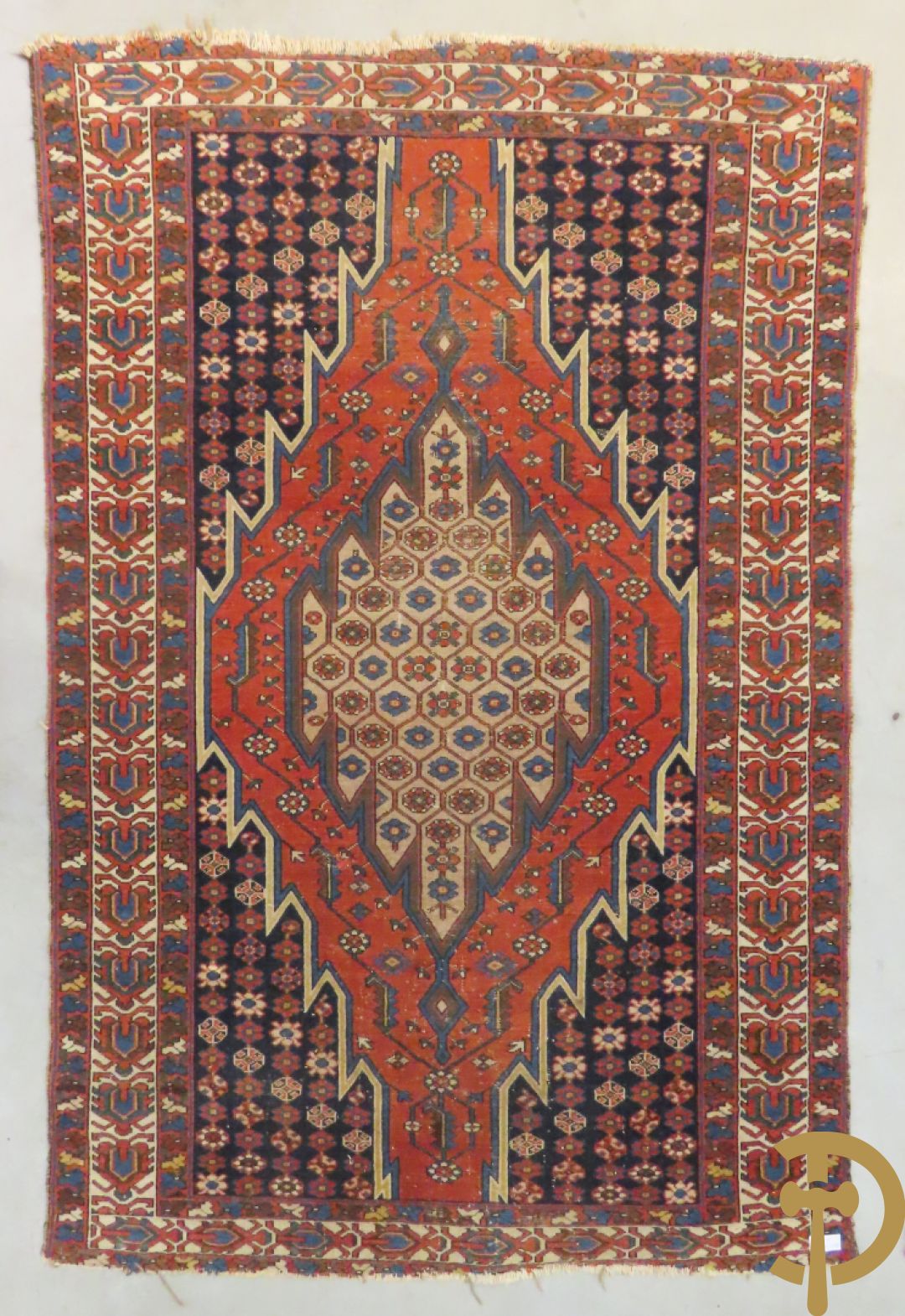 Drie oosterse handgeknoopte tapijten Kaukasus