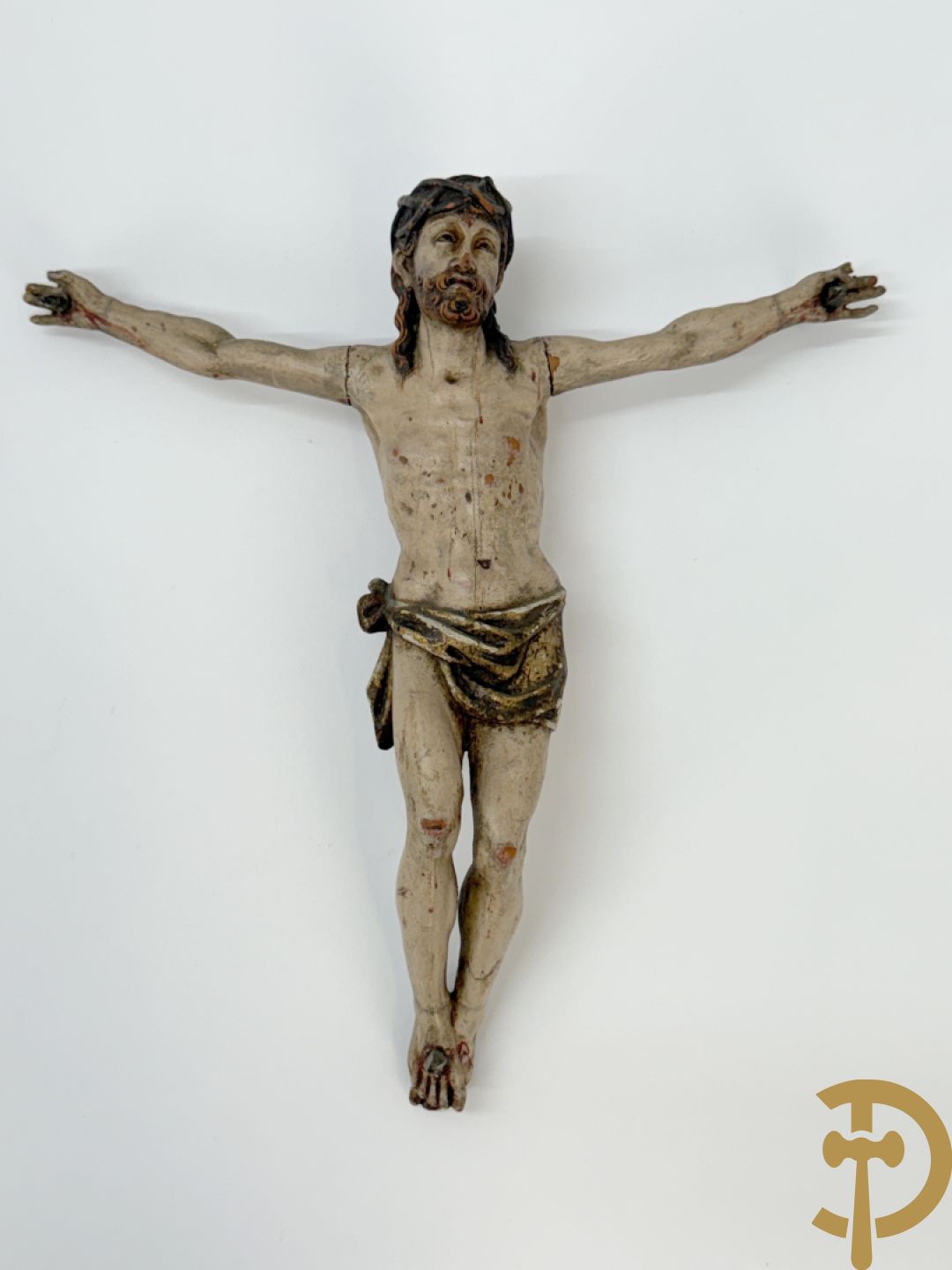 Twee houtgesculpteerde en gepolychromeerde corpussen, 18e