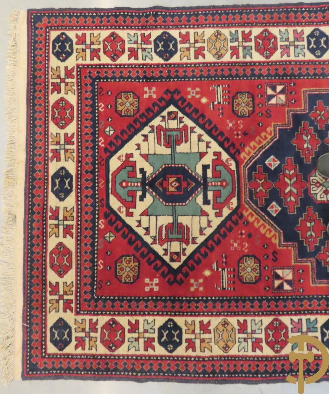 Twee oosterse handgeknoopte tapijten Hamadan en Kaukasus