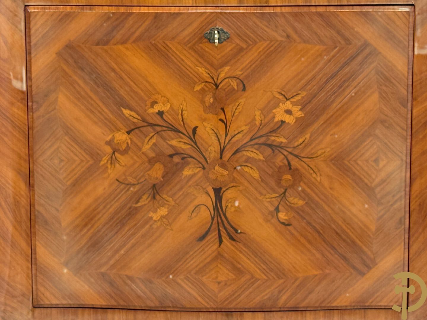 Notelaren klapsecretaire met 4 lades en bloemenmarquetterie, bezet met bronzen ornamenten - bovenaan met marmeren blad