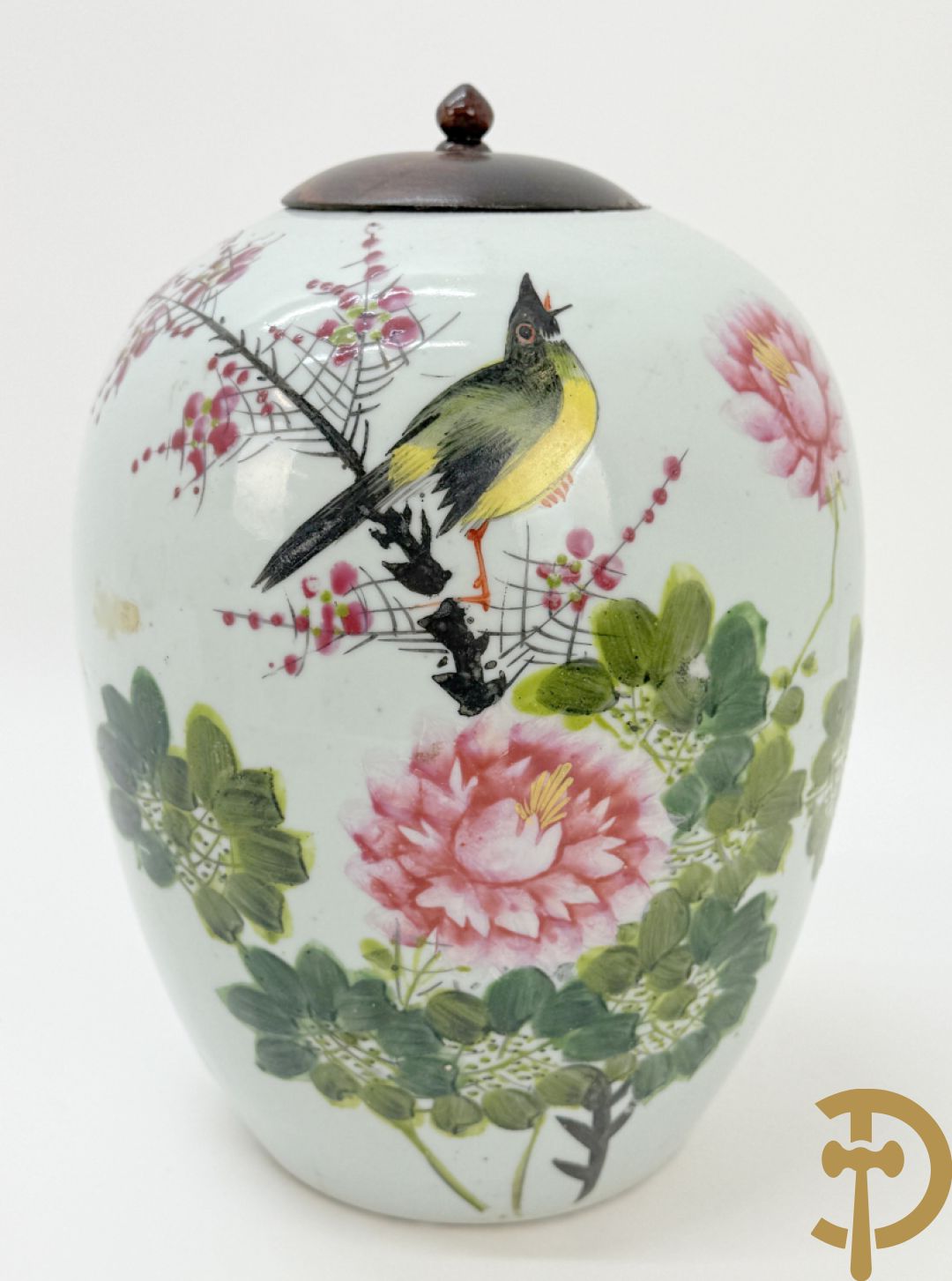 Chinese porseleinen dekselpotiche met vogel- en bloemendecor + Chinese porseleinen dekselkom met bloemen- en vogeldecor