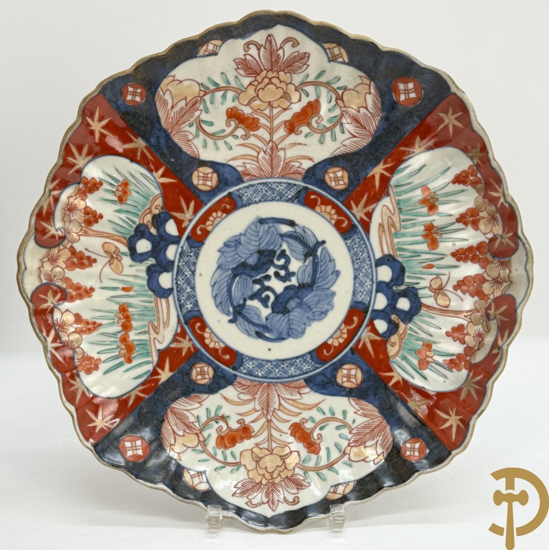 Twee fo-honden, Nankin vaas en Imari bord