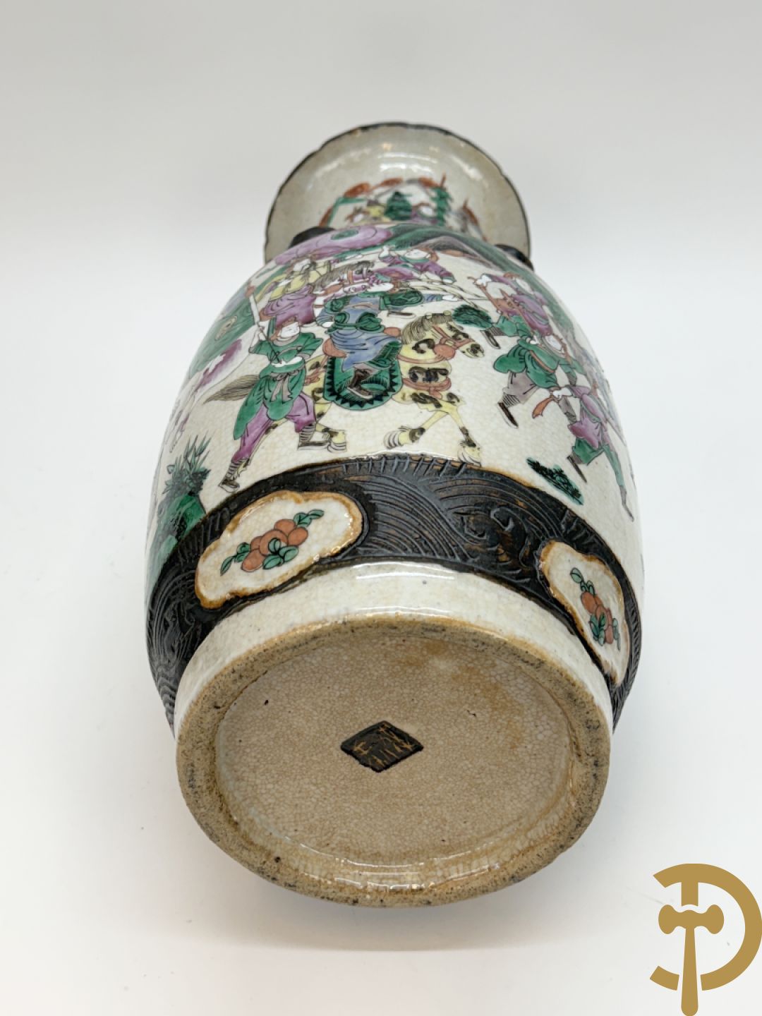 Twee Nankinvazen met geanimeerd krijgerdecor