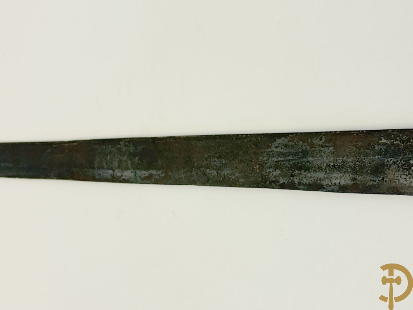 Ijzeren gesmeed zwaard