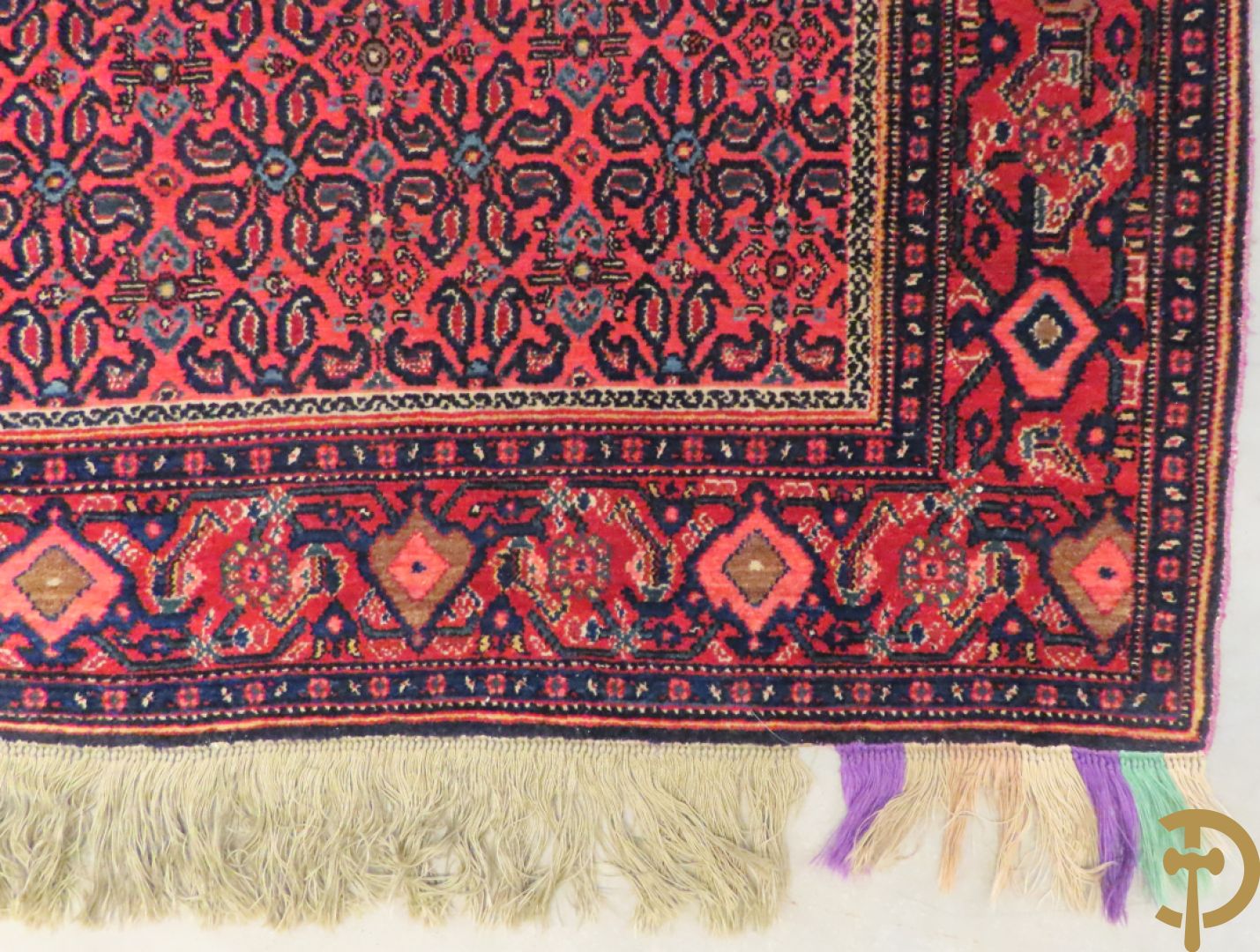 Antiek oosters handgeknoopt tapijt met doorlopend decor