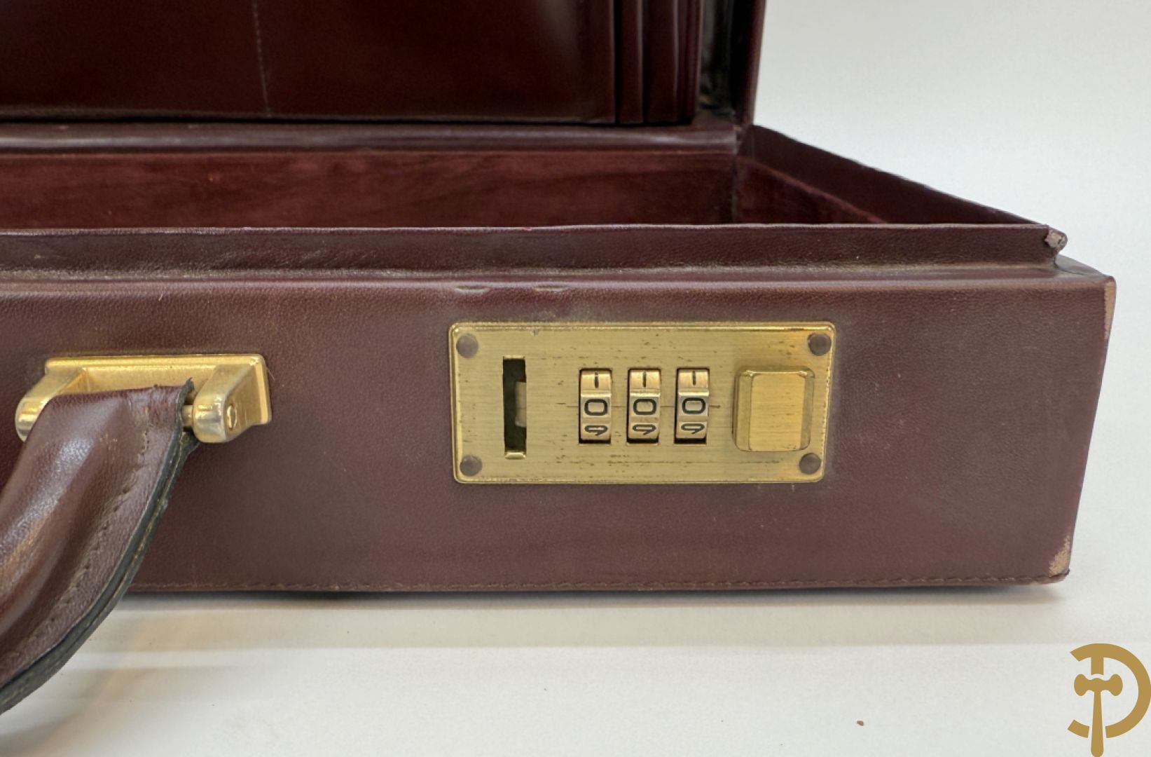 Bordeaux lederen aktentas Cartier + handtas Cartier