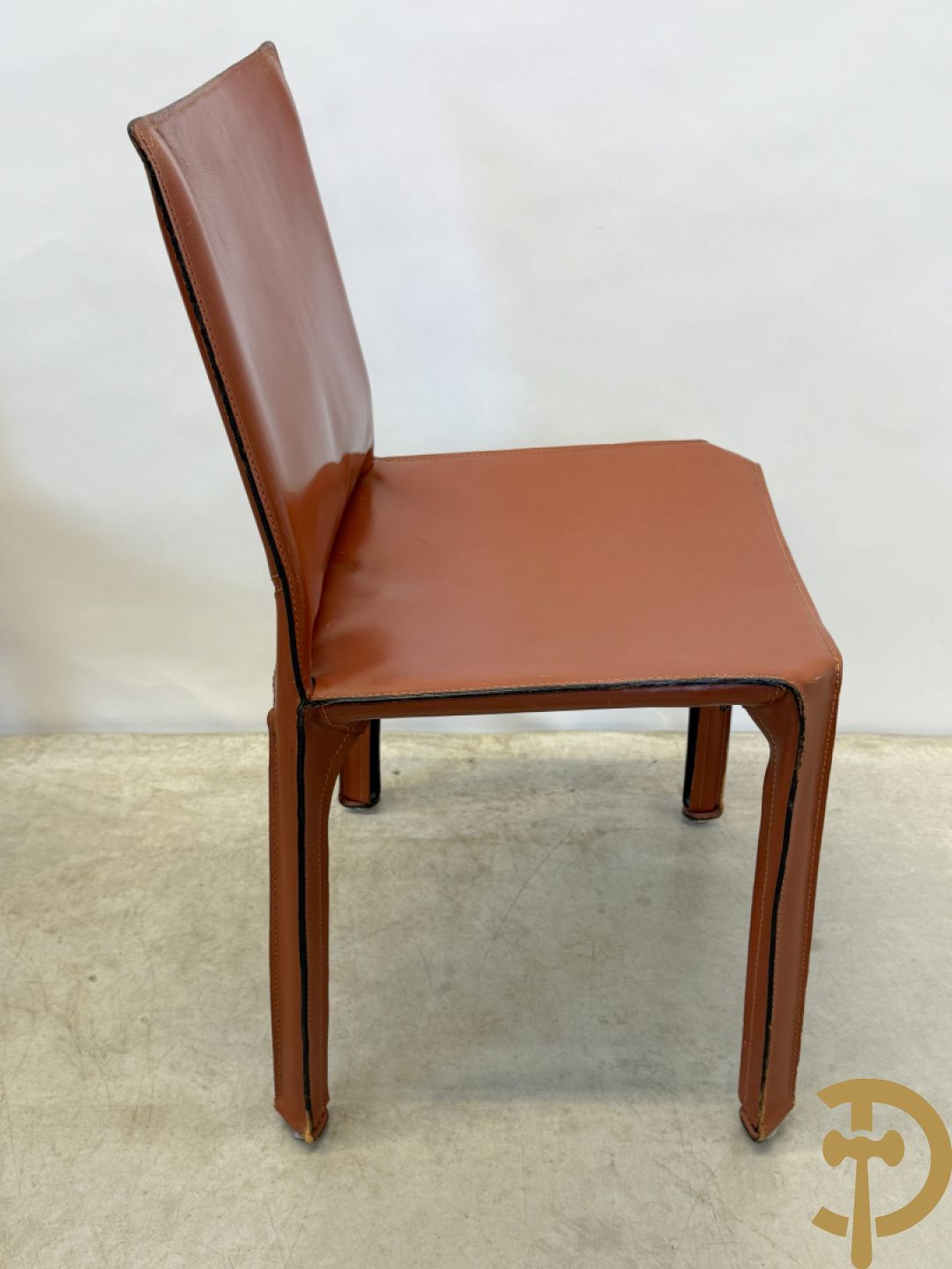 Zes lederen Cassina stoelen, 412 Cab Chairs, Mario Bellini