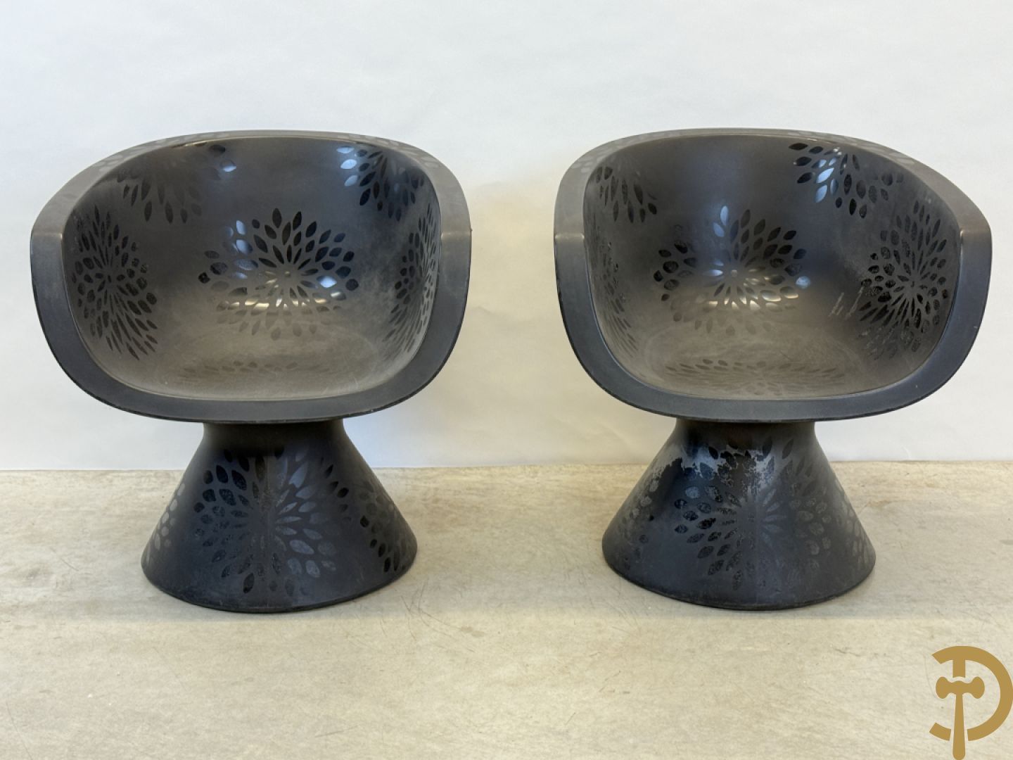 Paar plexi armzetels Zanotta, model Dora Outdoor