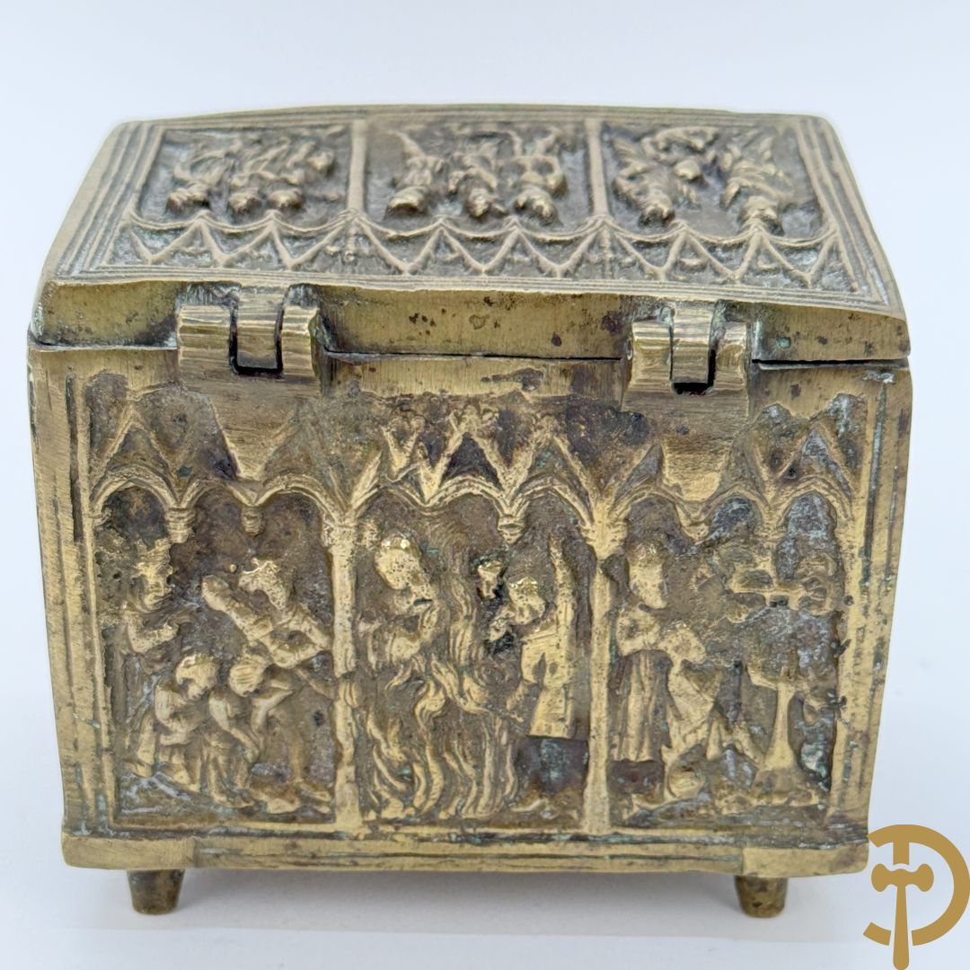 Vierdelige koperen Russische reisikoon + bronzen Neo Gotisch koffertje