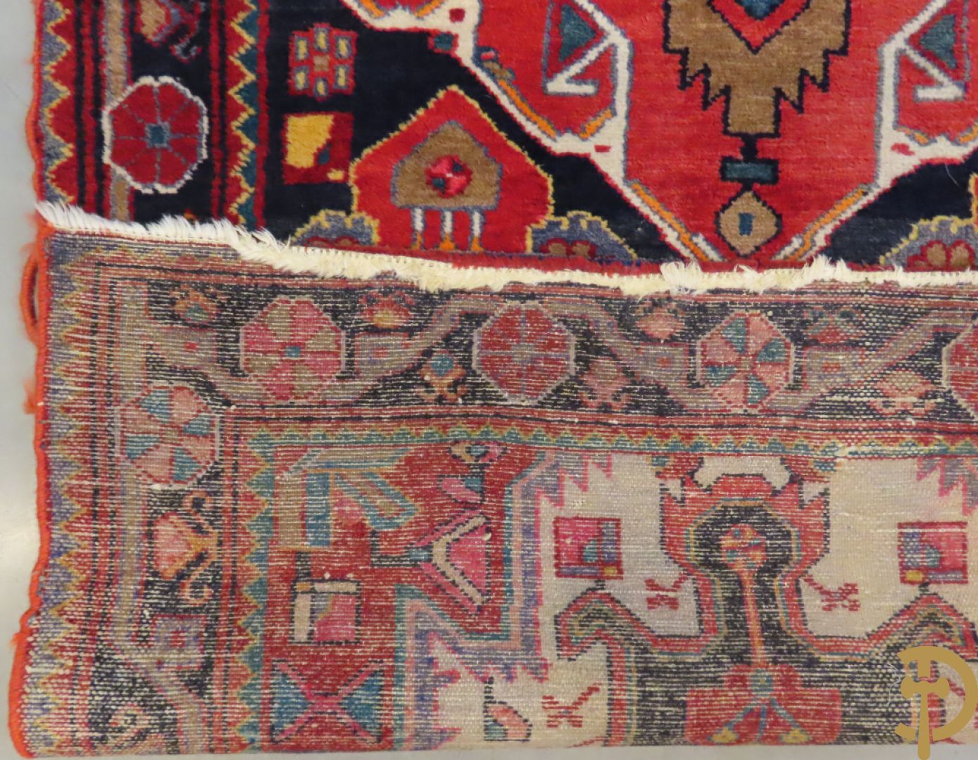 Drie oosterse handgeknoopte tapijten Kaukasus