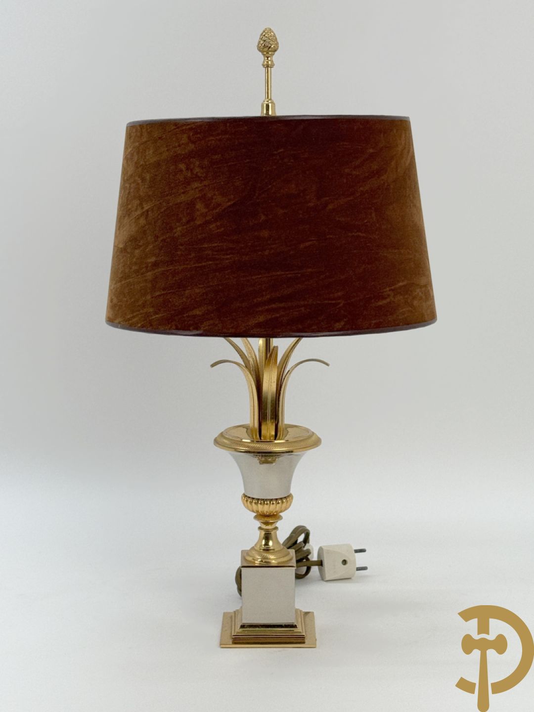 Koperen lampadaire met amfoor en ananas, Hollywood Regency stijl