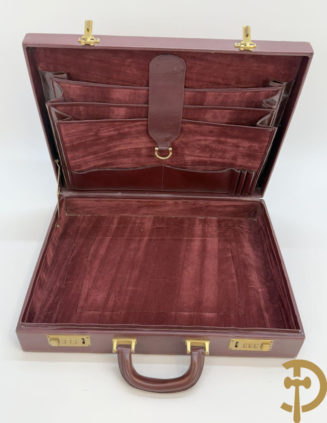 Bordeaux lederen aktentas Cartier + handtas Cartier
