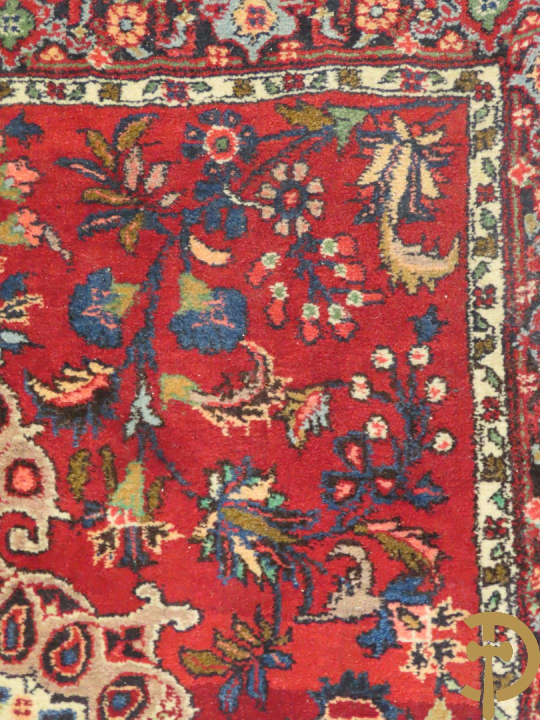 Vier Perzische kleine oosterse handgeknoopte tapijten w.o. 1 Bidjar en 3 Hamadan