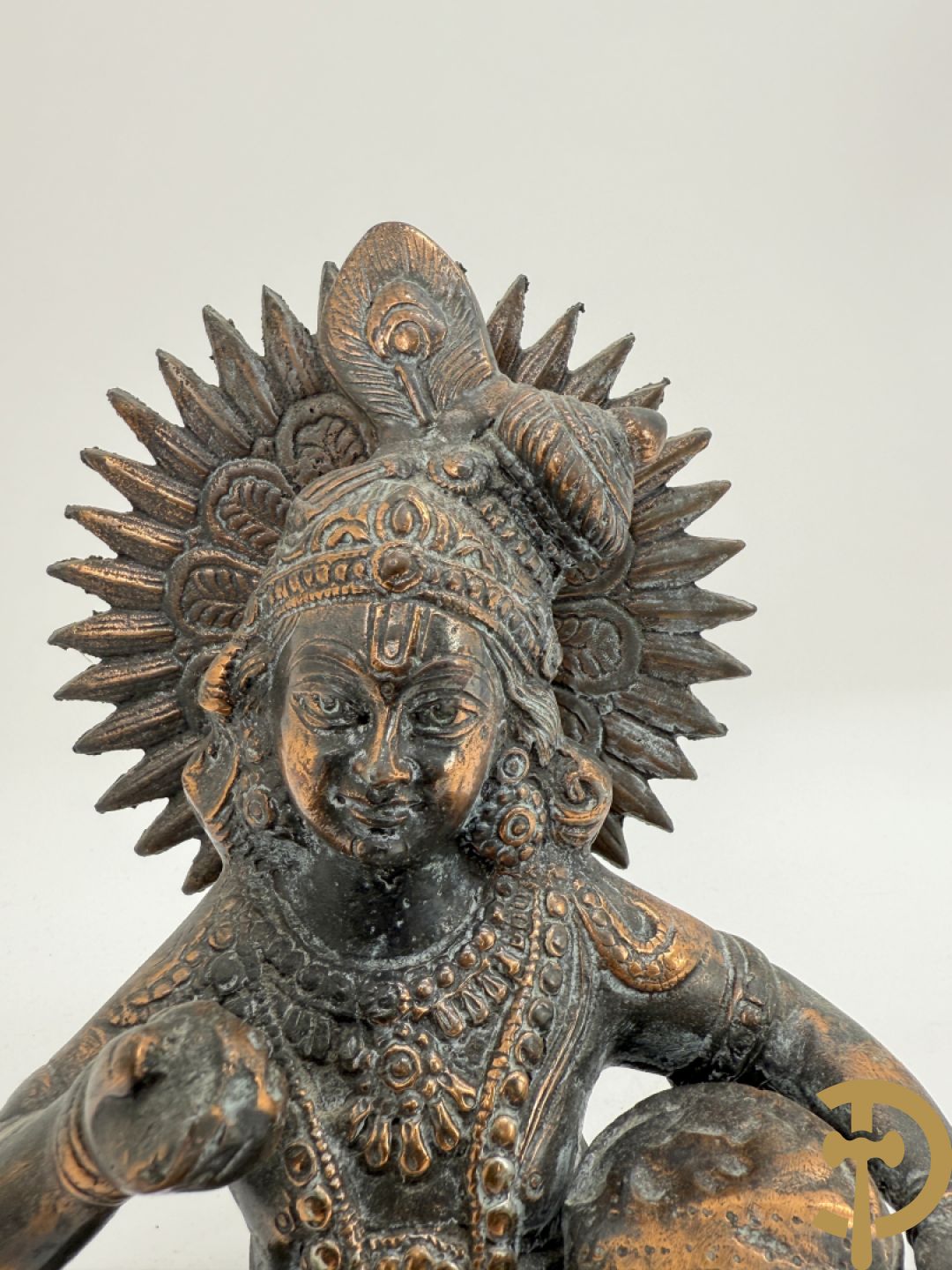 Bronzen dansende shiva + zittende bronzen boedhistische figuur + zittende boedhistische man met mand in zamak + bronzen boedhistisch boedhahoofd + bronzen shiva met 4 armen