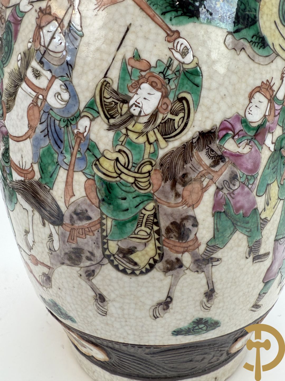 Twee Nankinvazen met geanimeerd krijgerdecor