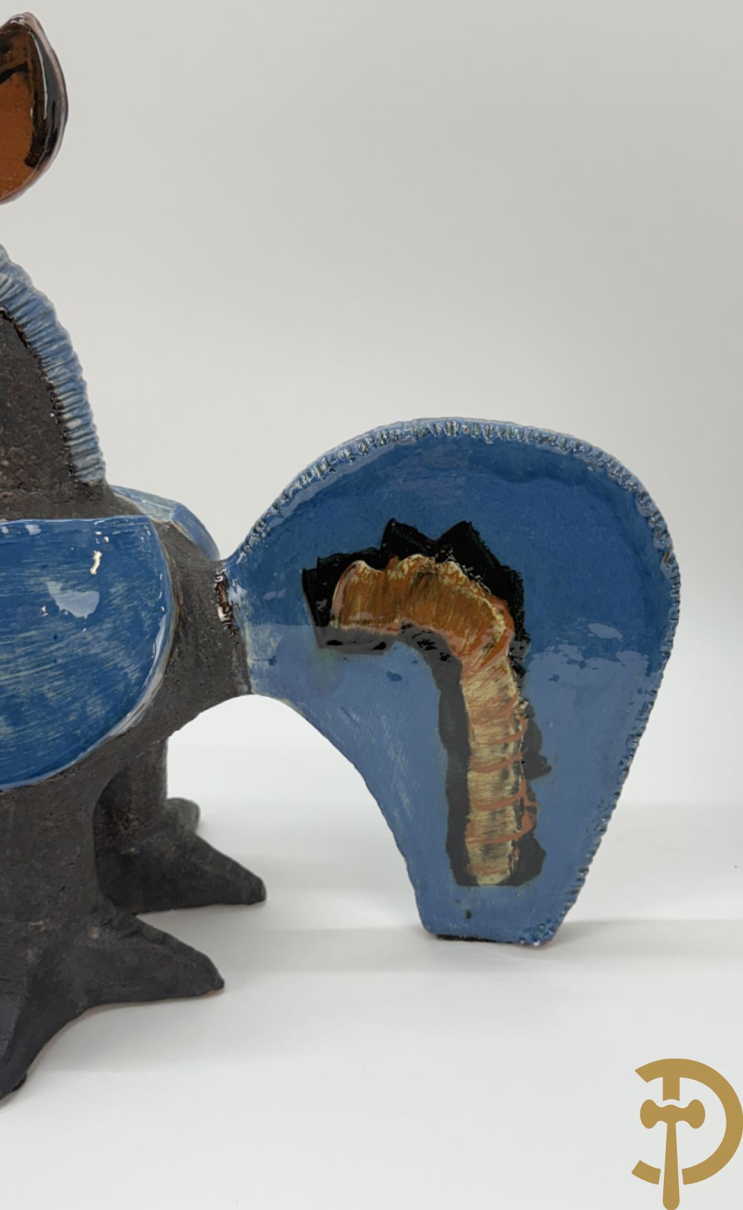 POUCHAIN Dominique getekend - Twee gekleurde keramieken hanen