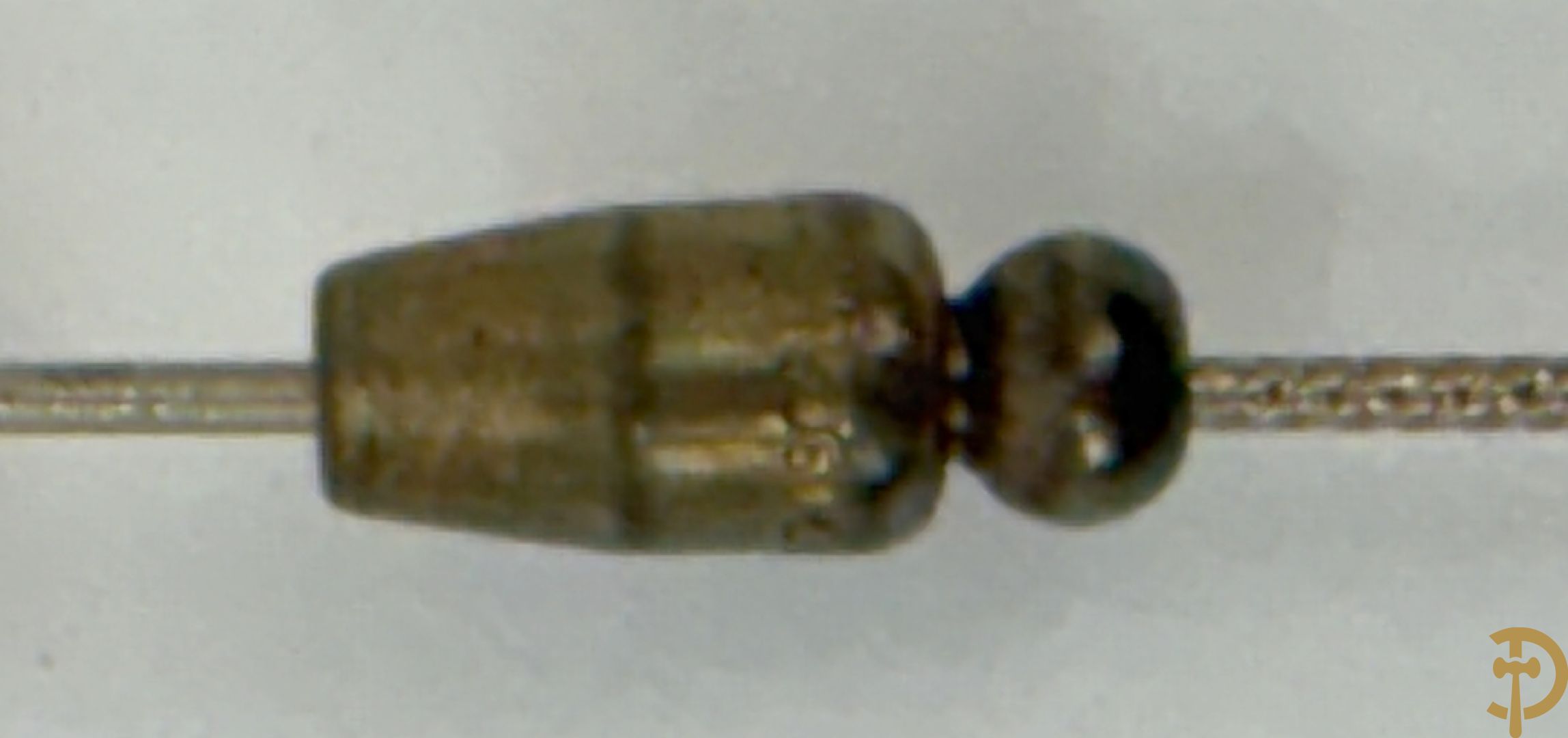 Broche gemaakt van half penny 1899 + dasspeld gemaakt van een California Fractional Gold Token met een Indiaans hoofd
