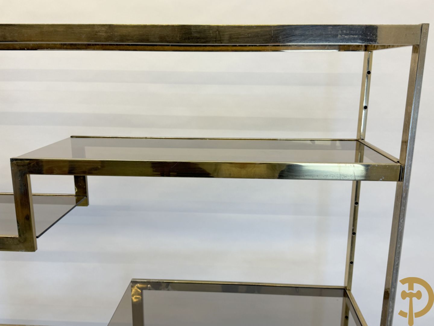 Etagère Belgochrom met fumé glas, jaren 