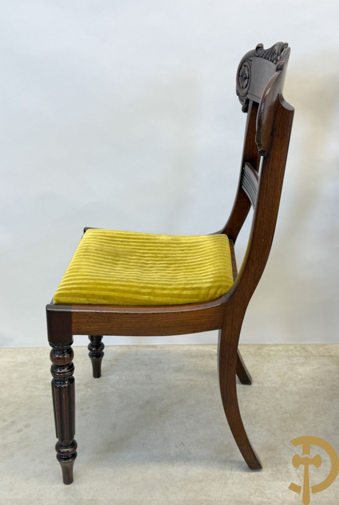 Zes mahoniehouten Charles X stoelen, 19e